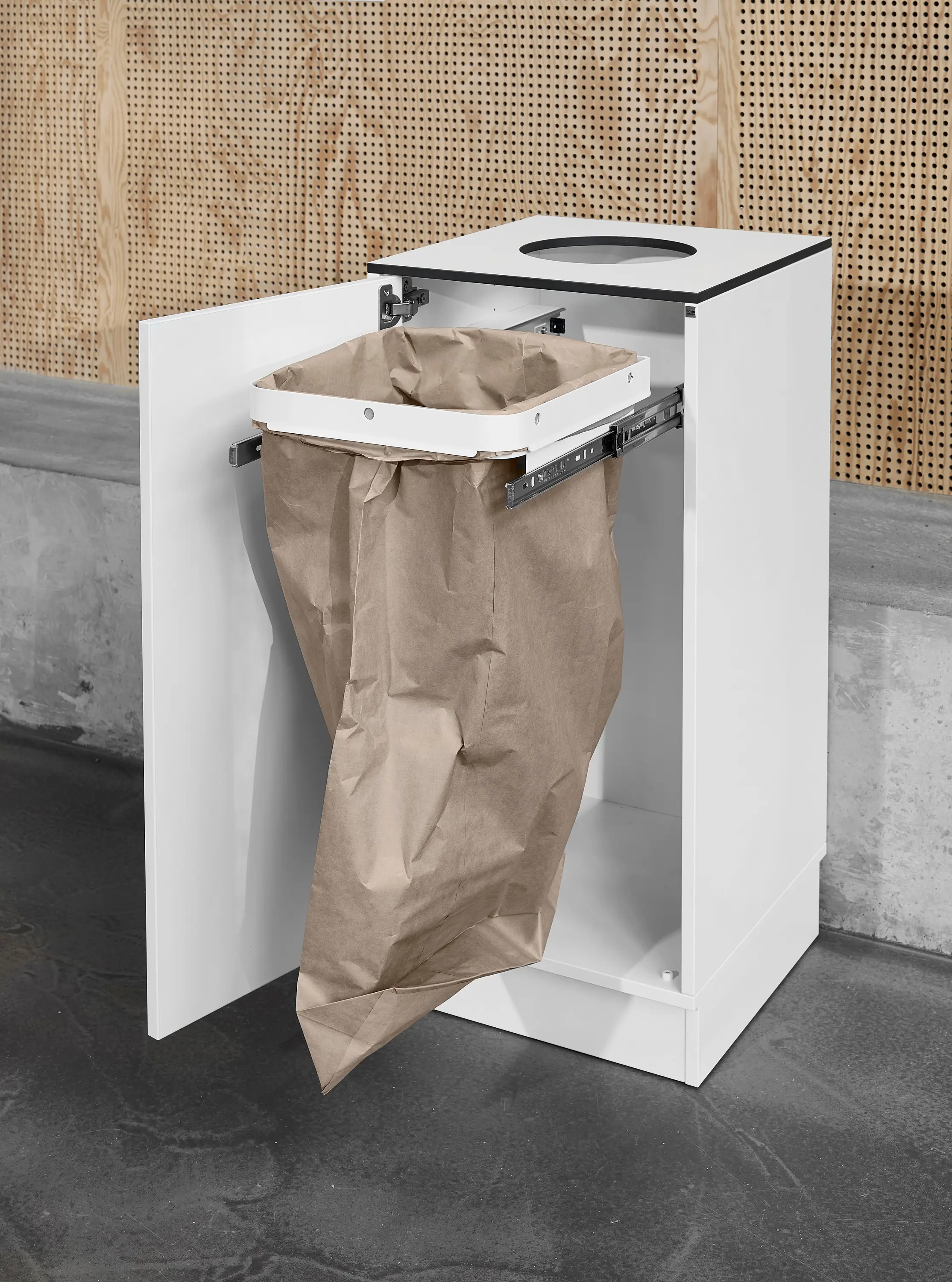 Cube Design - Recycling Station