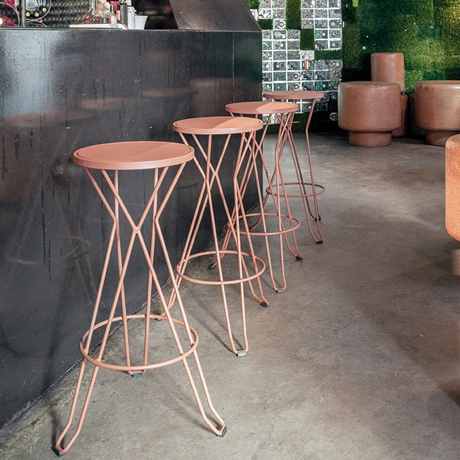 STOOLS