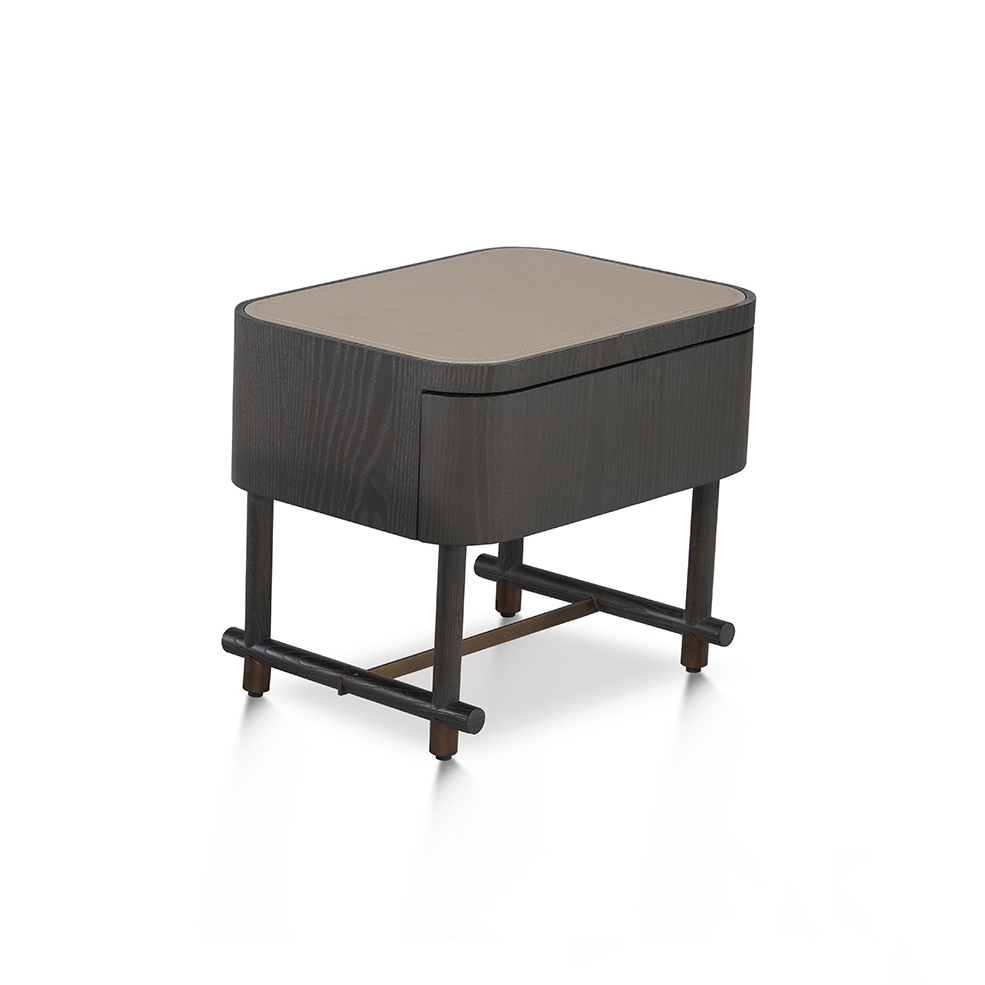 Mostra il prodotto Kimono Nightstand del produttore ENNE