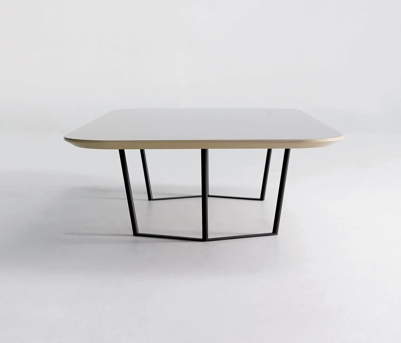 MOBILFRESNO-ALTERNATIVE - Oto table