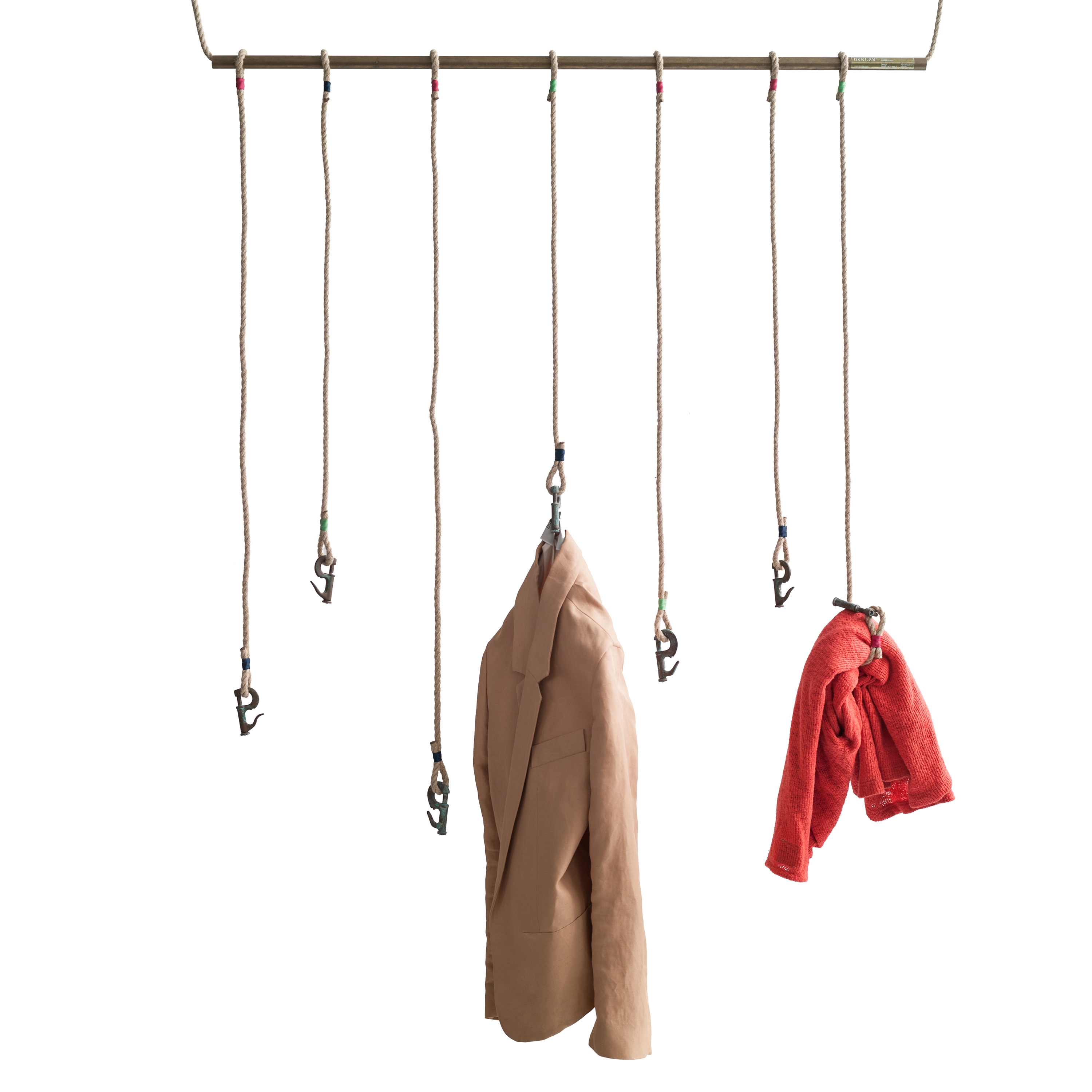 Display product Garrucho hangers from manufacturer DVELAS