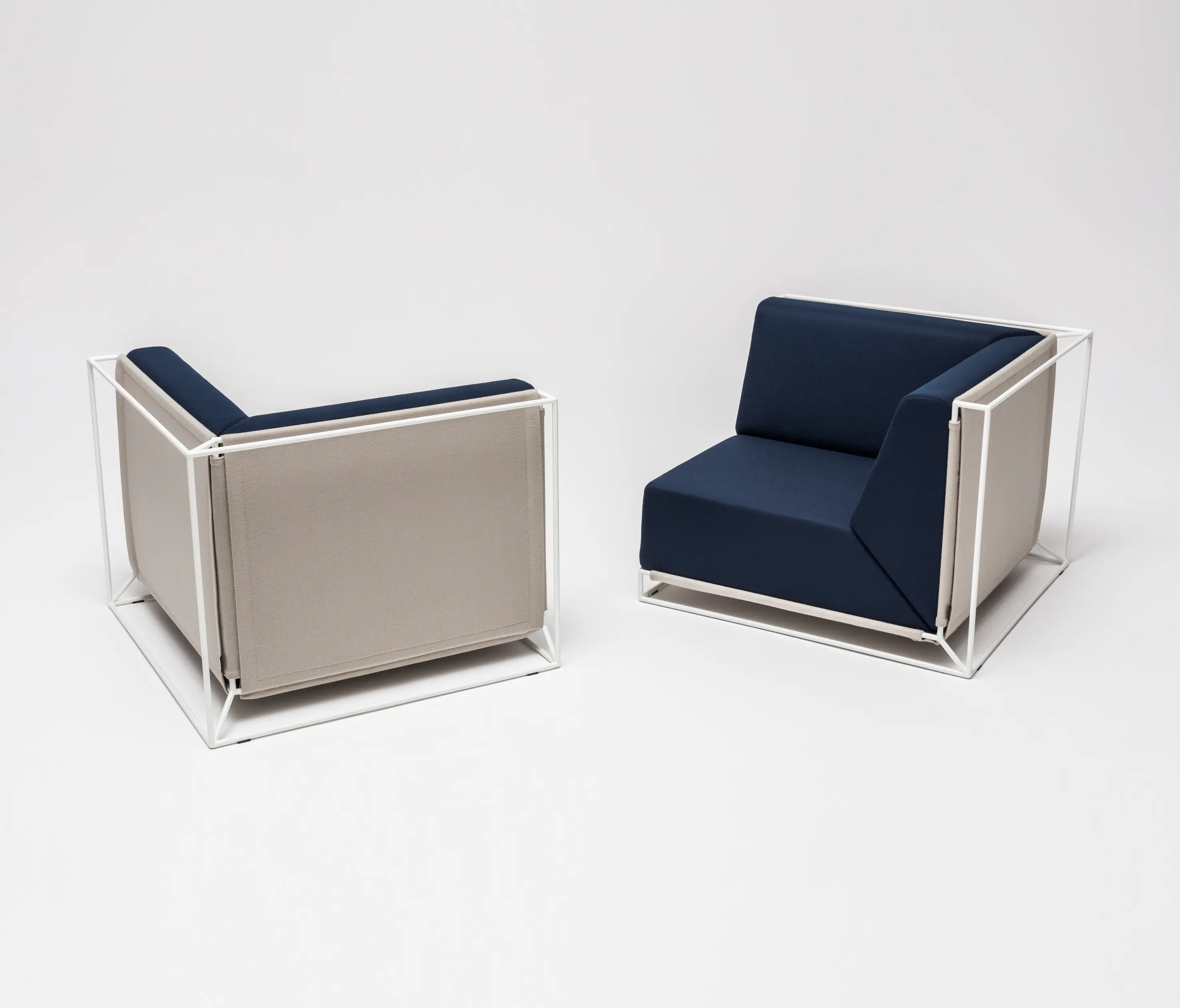 Comforty - Floating Sofa