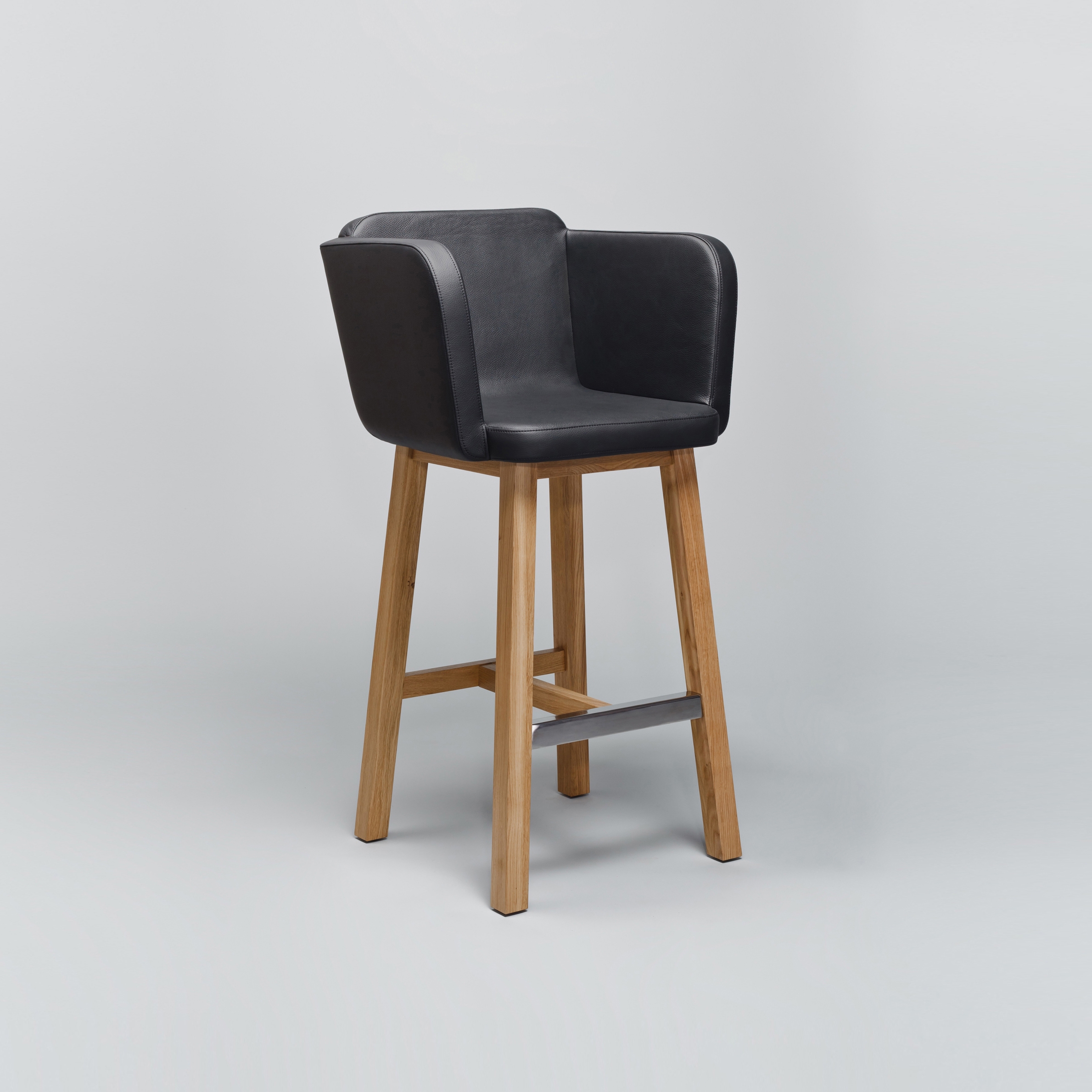 Mostrar el producto Club Bar Stool del fabricante Comforty
