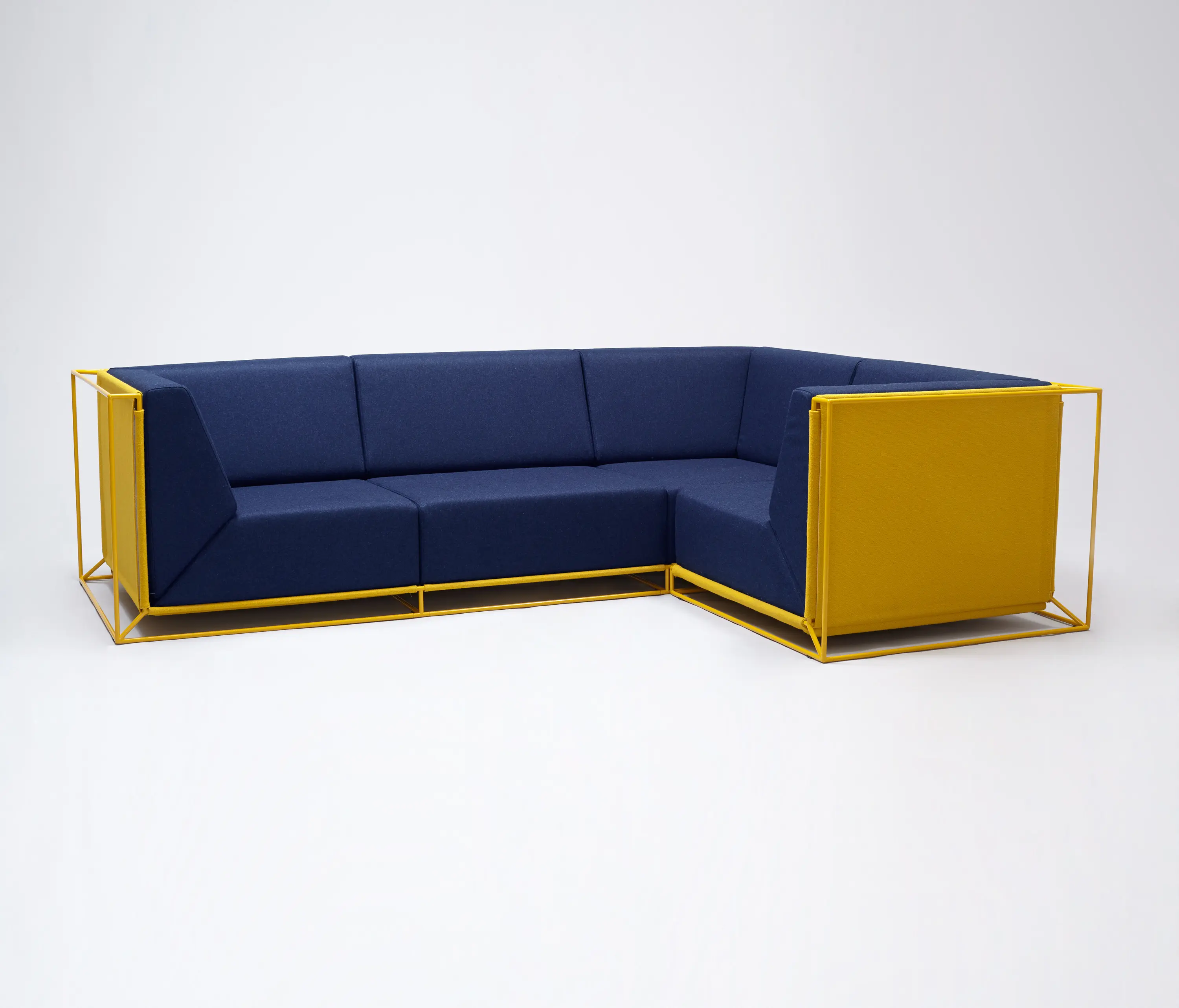 Comforty - Floating Sofa