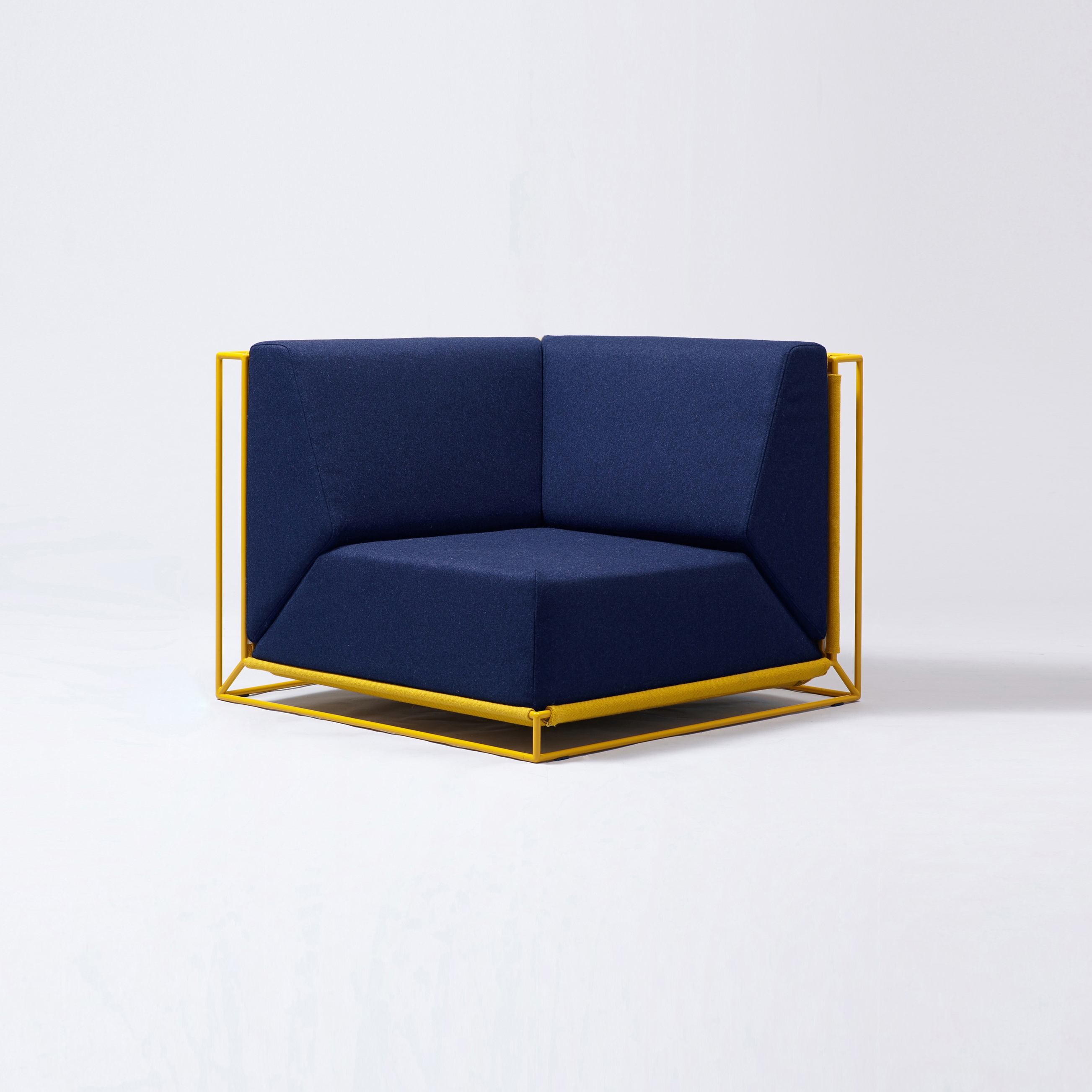 Mostra il prodotto Floating Armchair del produttore Comforty