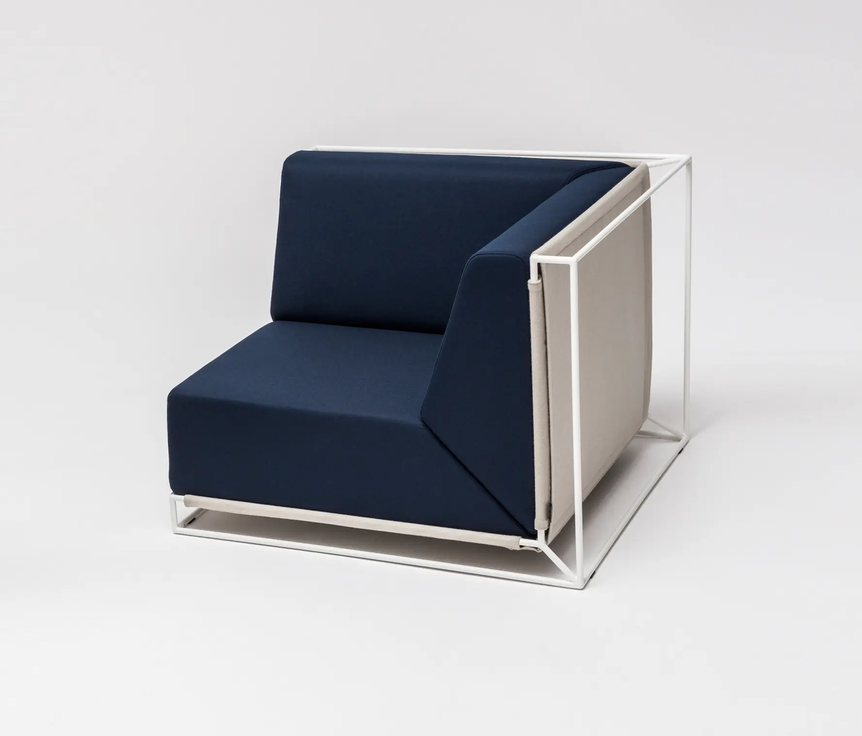 Comforty - Floating Armchair