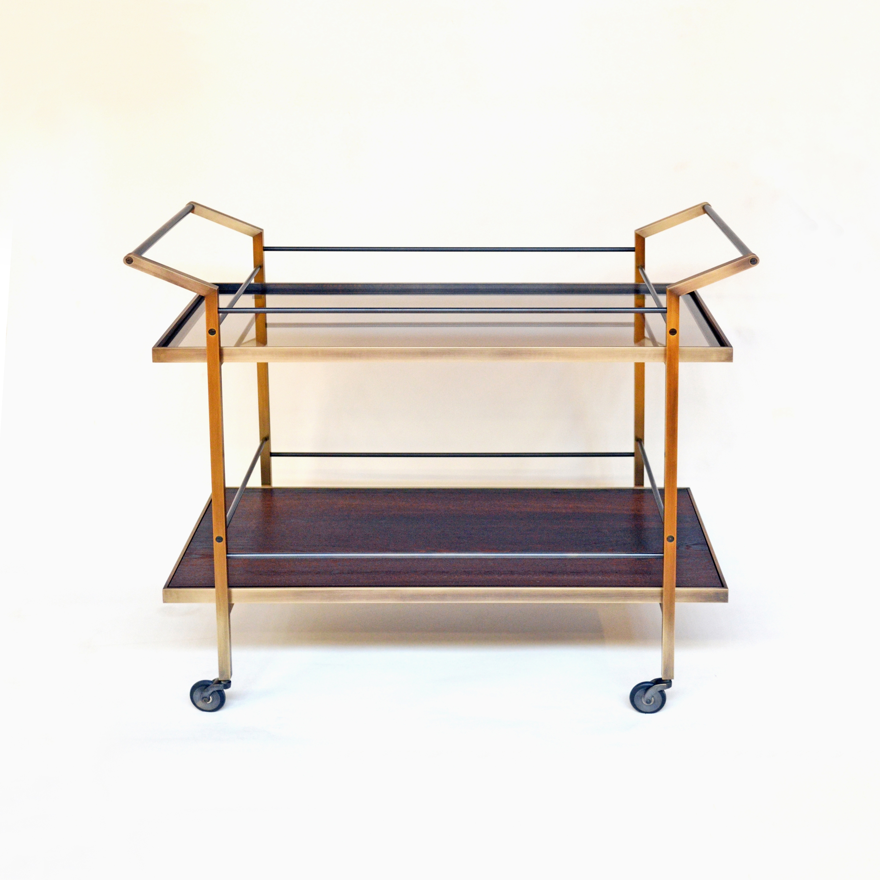 Afficher le produit Kent Bar Cart du fabricant DLV Designs