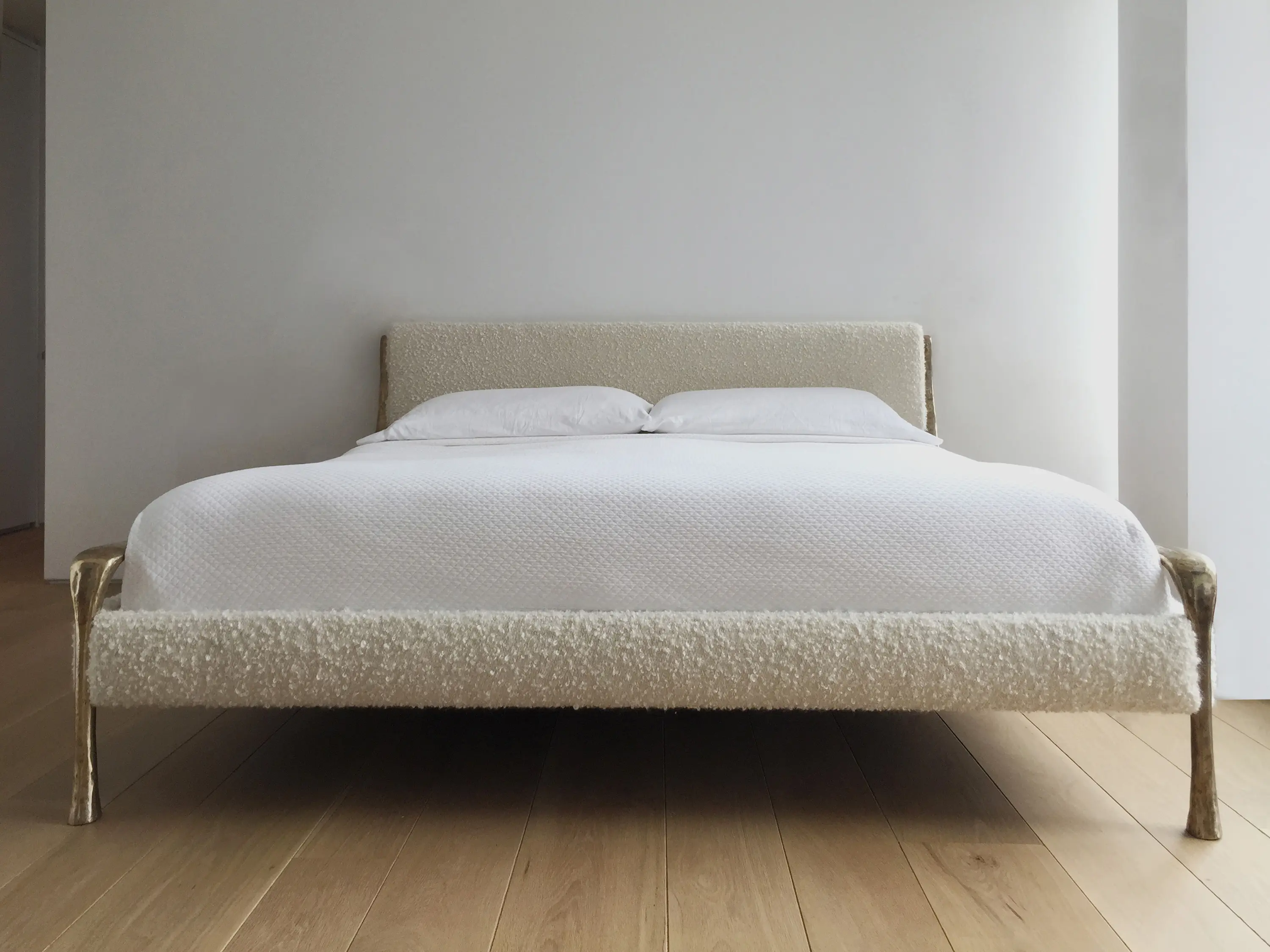 DLV Designs - Giac Bed