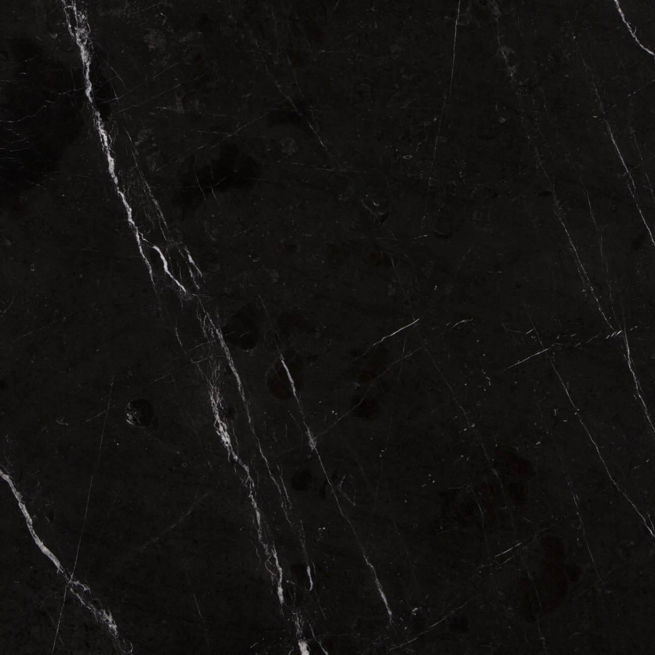 Display product Royal Black from manufacturer LEVANTINA