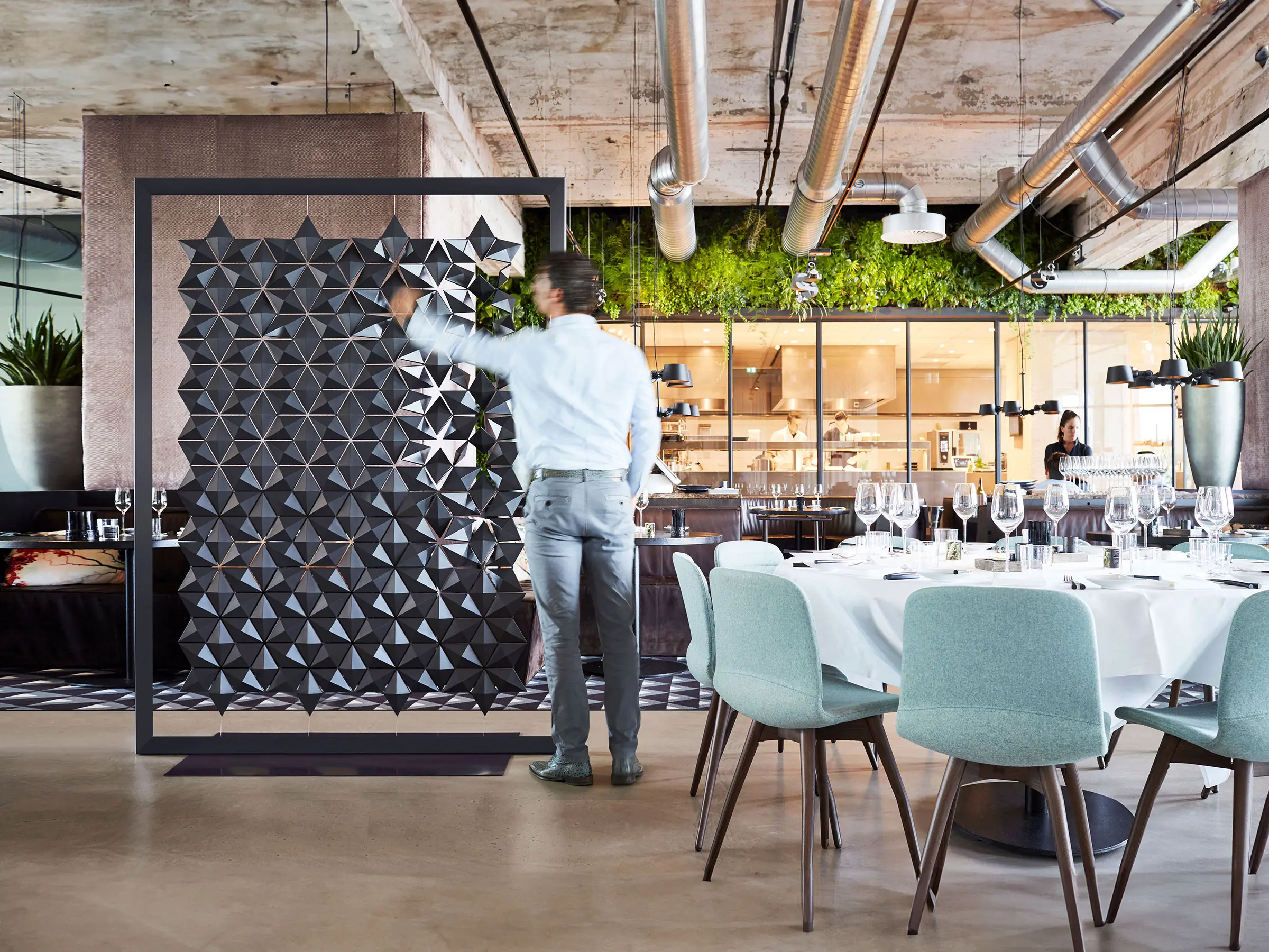 Bloomming - Facet freestanding room divider