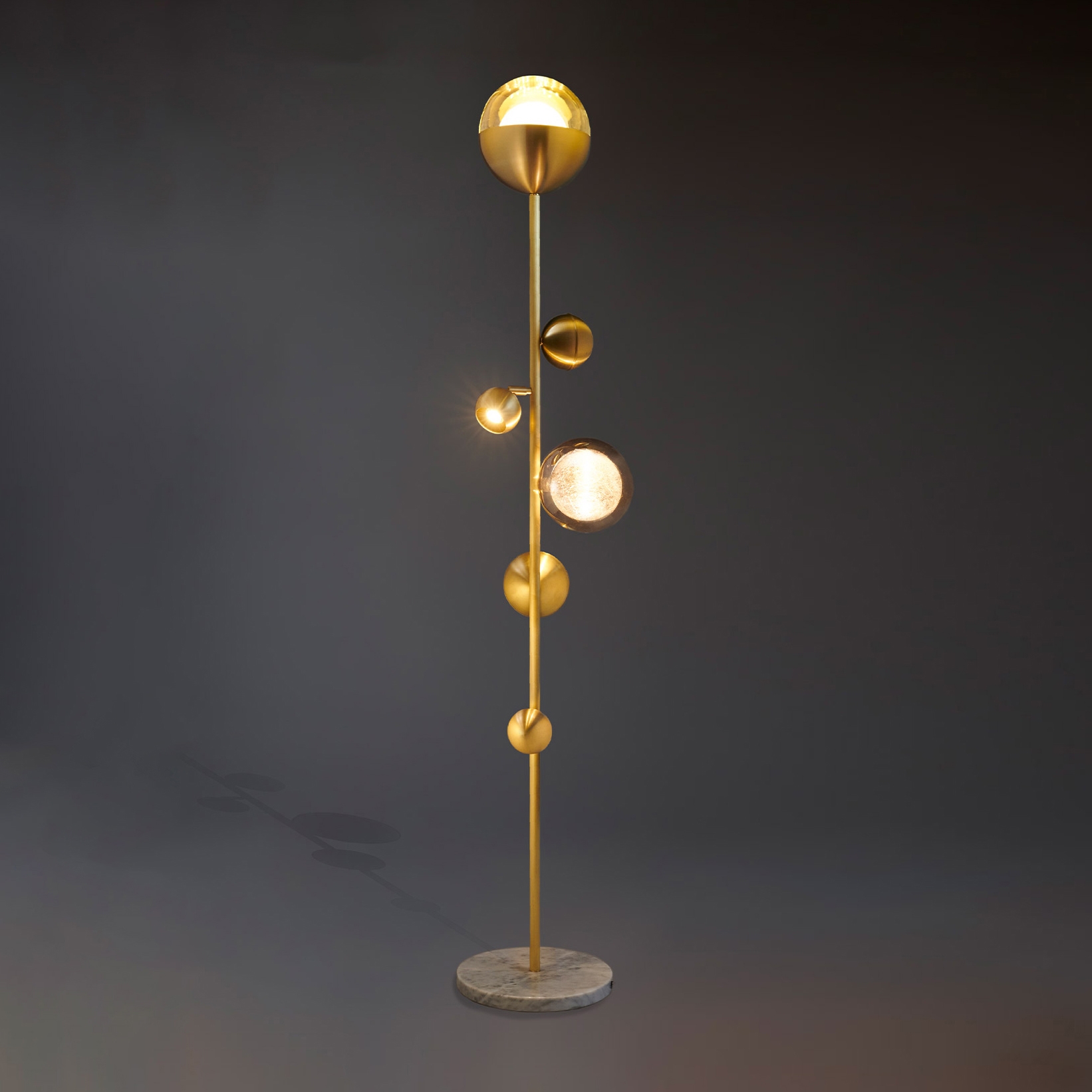 FLOOR LAMPS