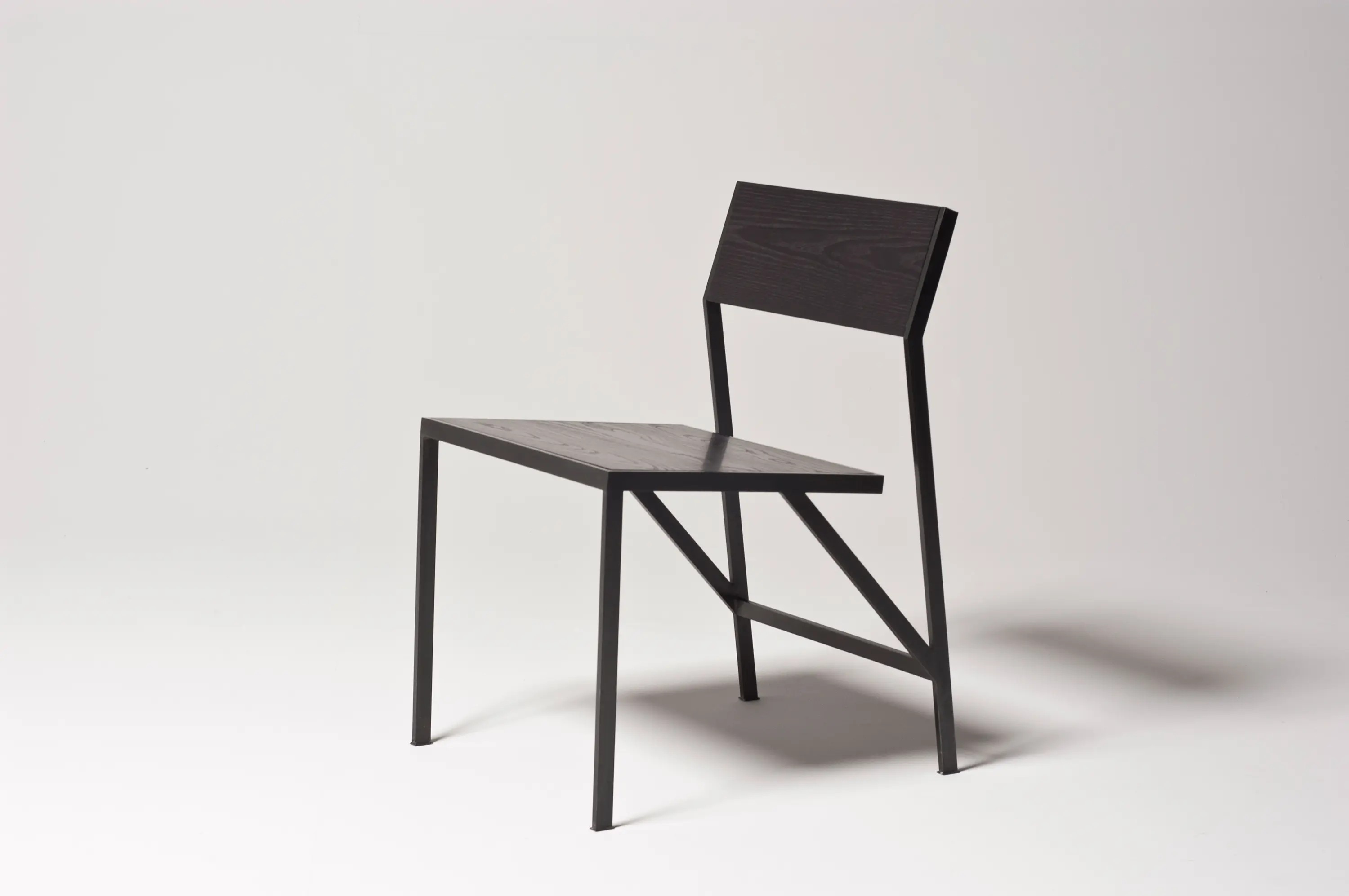 Farrah Sit - Noir Dining Chair