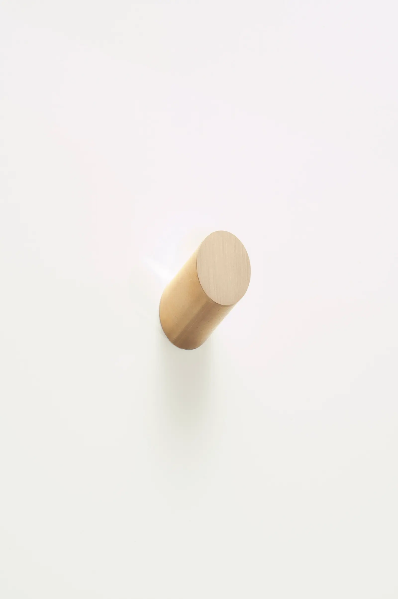 Farrah Sit - Parallax Brass Round Knob
