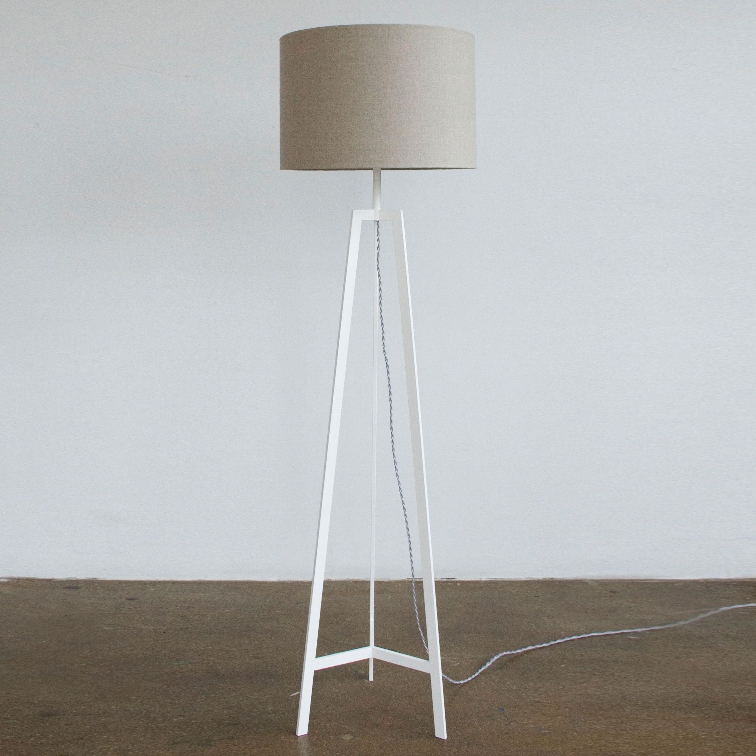 Display product Tripod Lamp White from manufacturer Farrah Sit