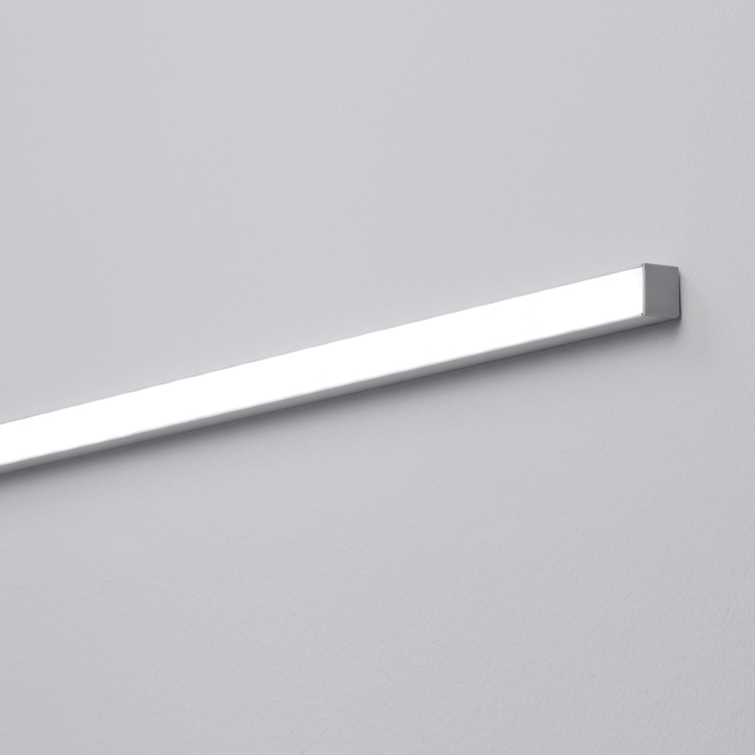Display product Froy from manufacturer Aqlus