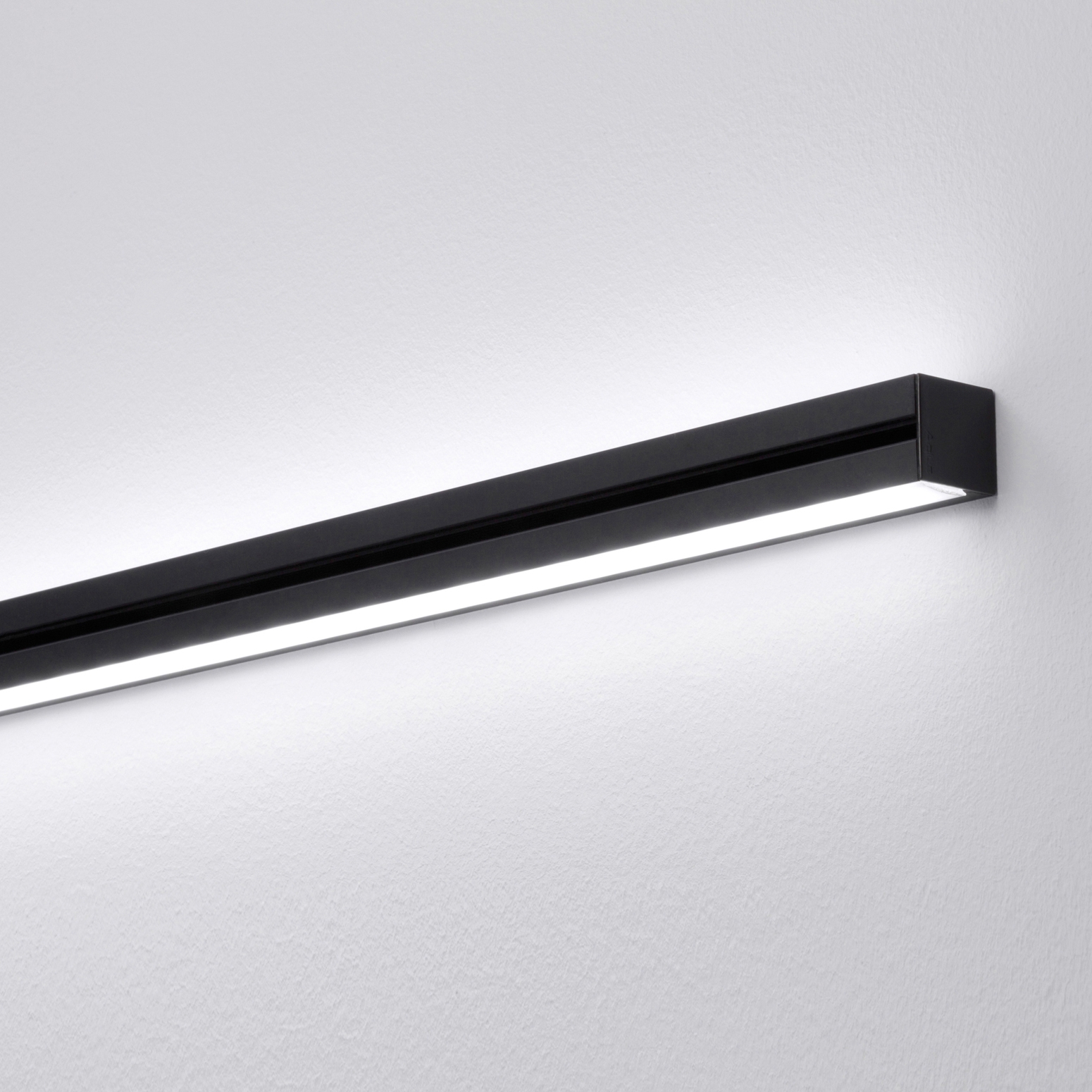 Display product Laty system from manufacturer Aqlus