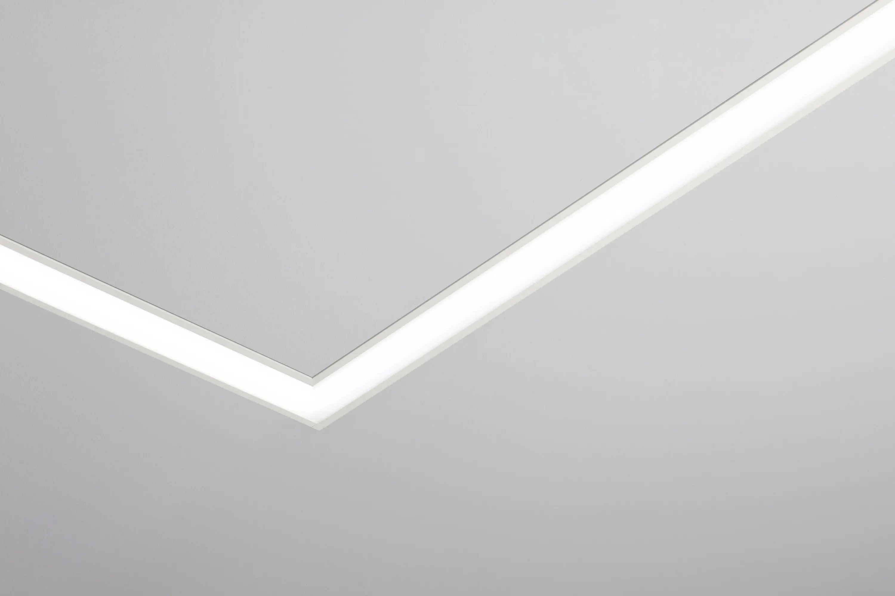 Aqlus - Line Pro light recessed system with trim