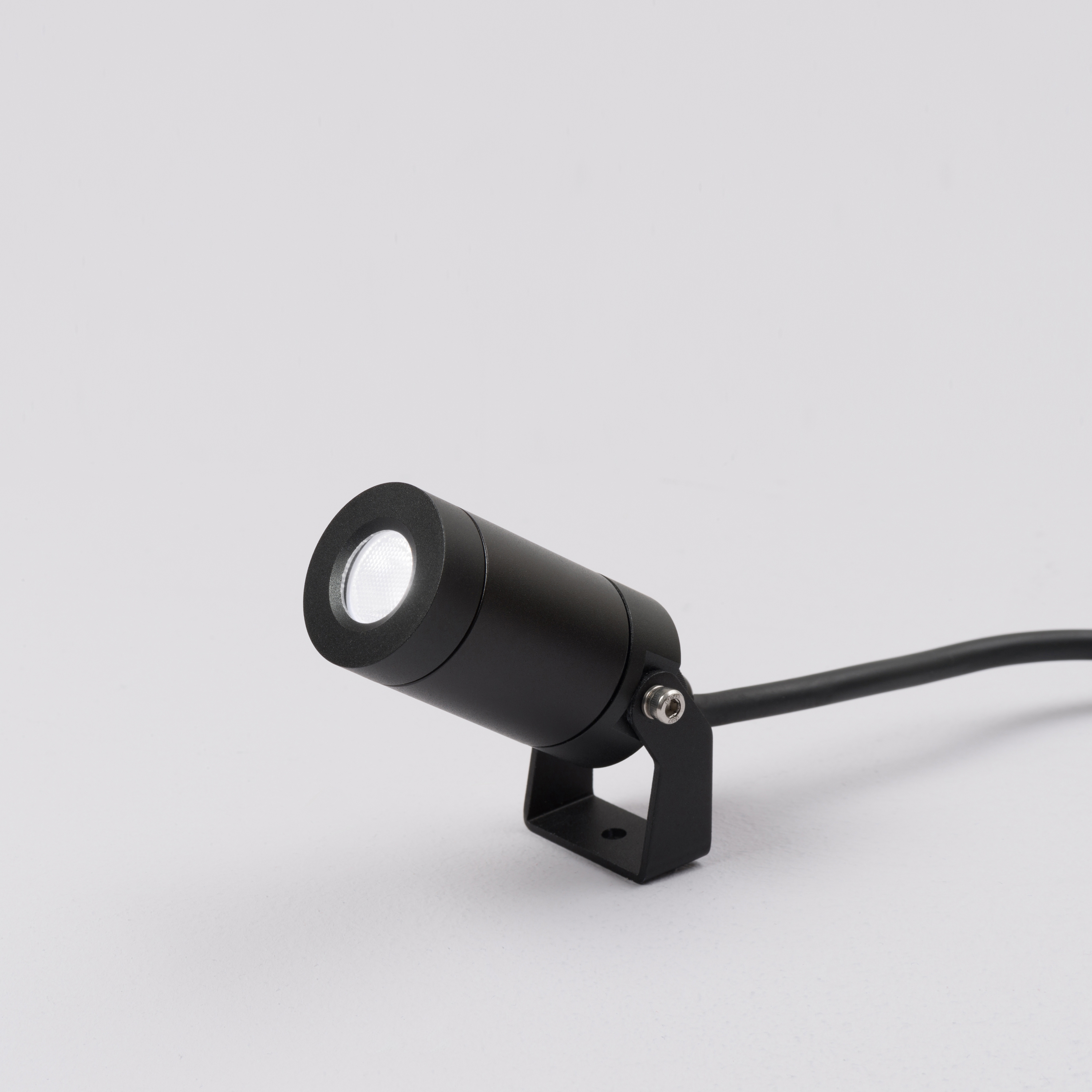 Display product Oys from manufacturer Aqlus