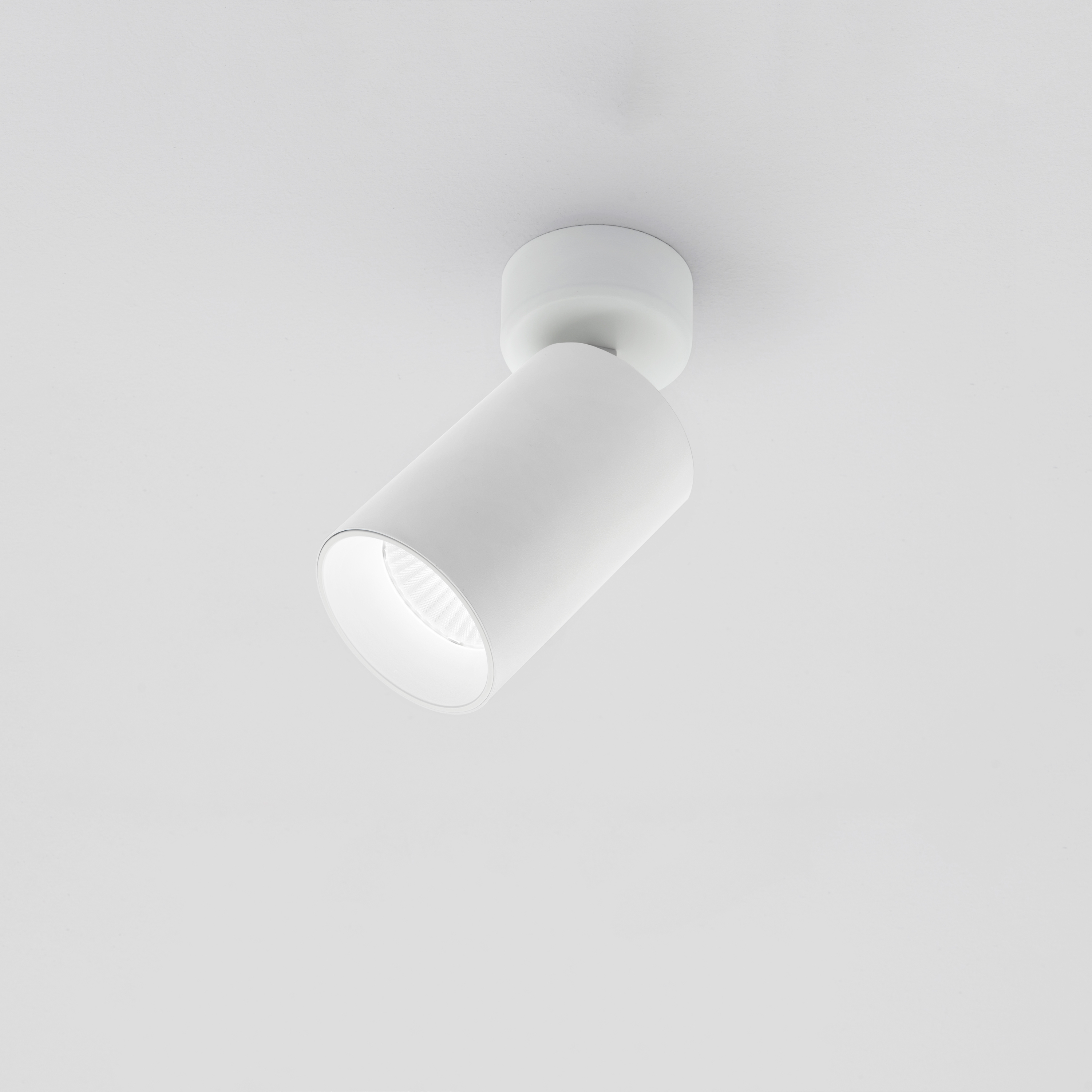 Display product Mike Grande plafone from manufacturer Aqlus
