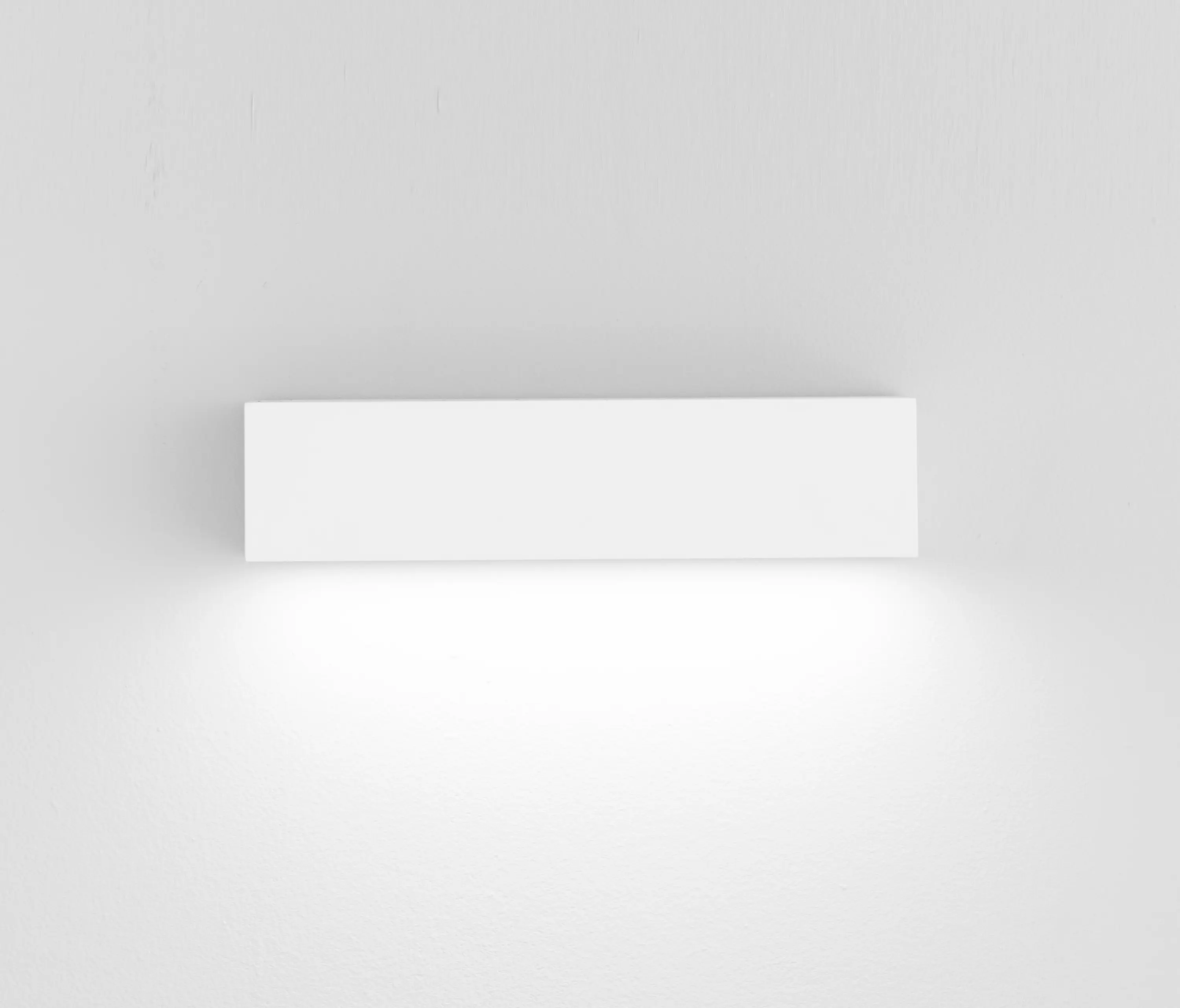 Aqlus - TRATTO 250 mono