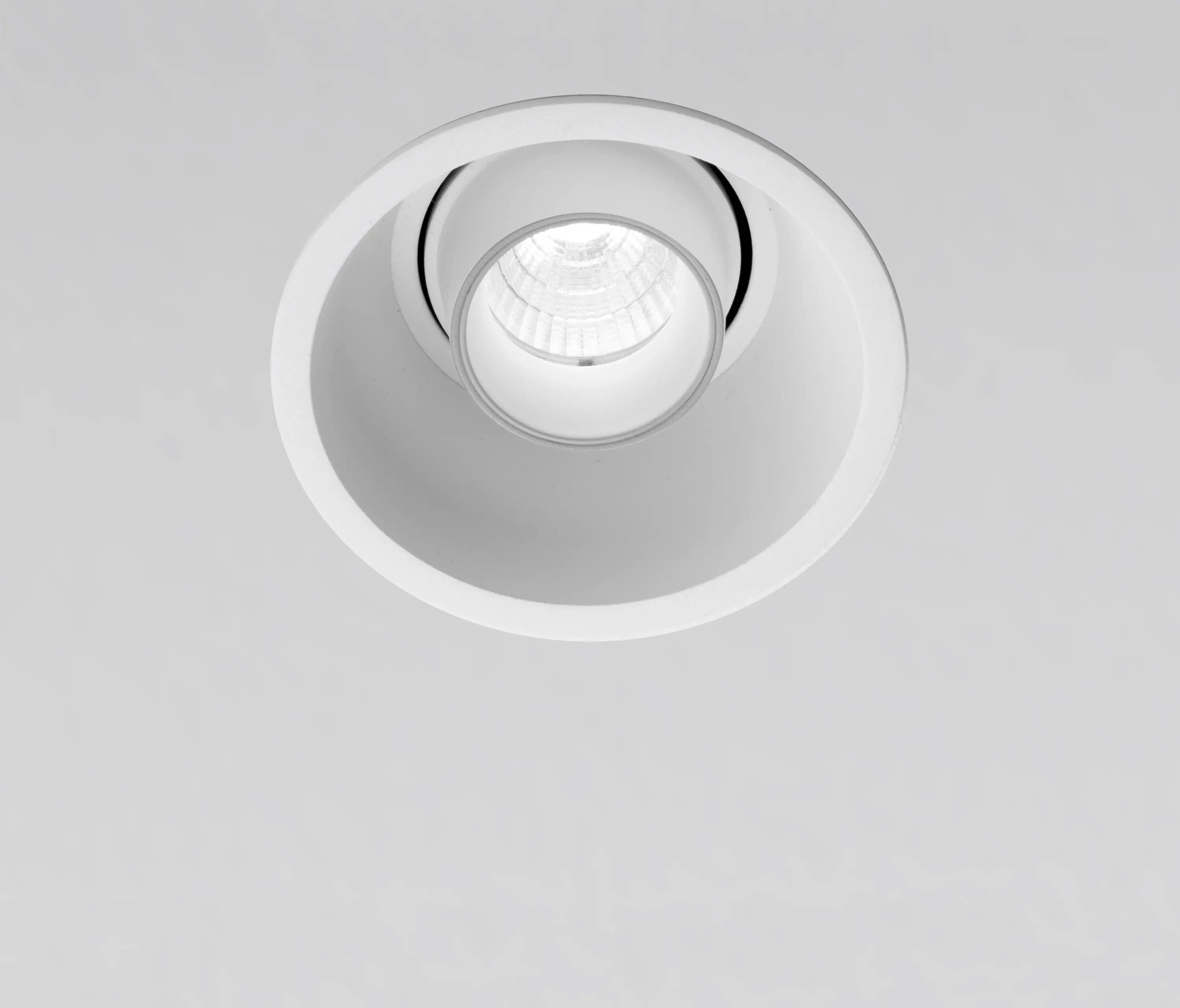 Aqlus - VIRGO GRANDE TONDO