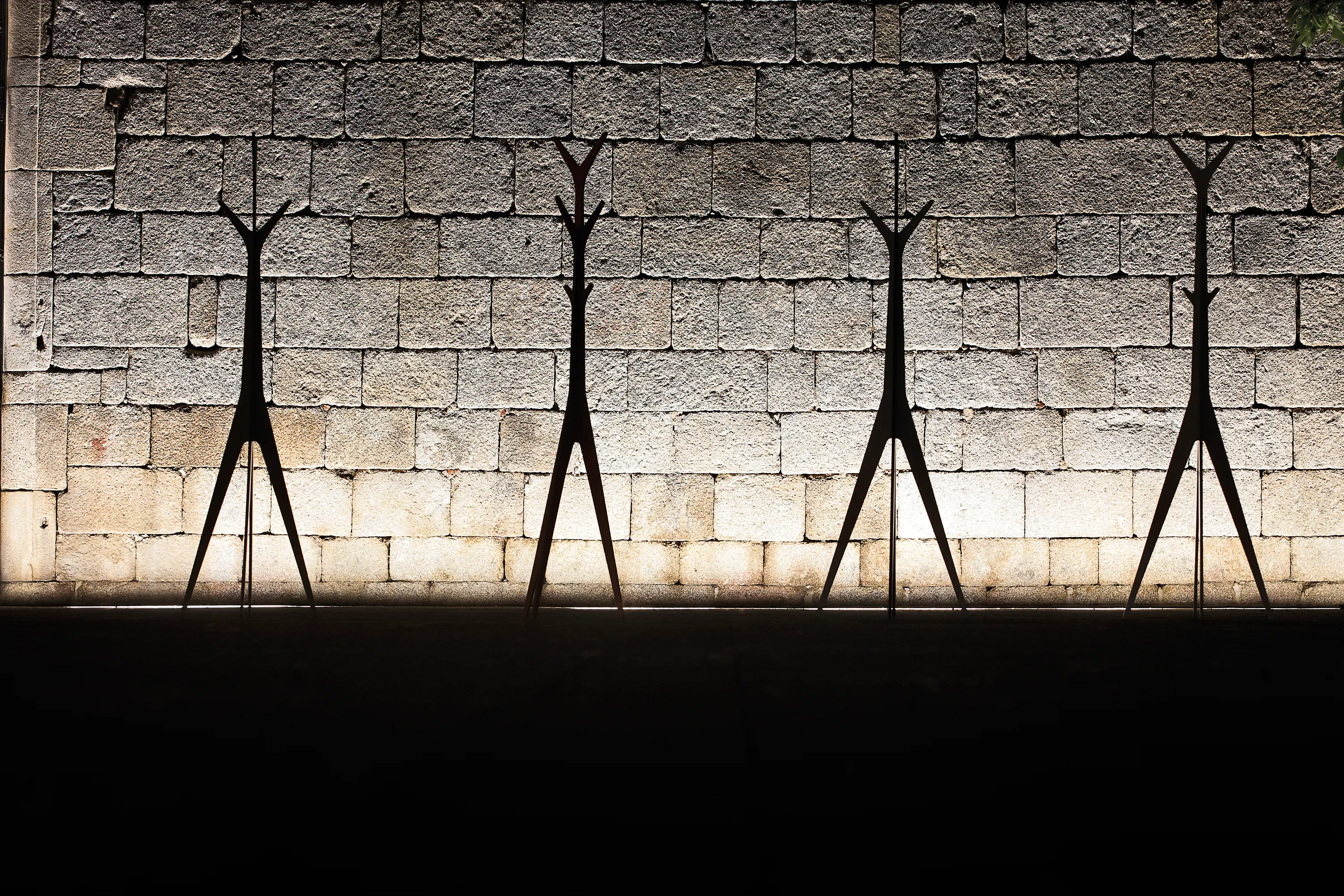 Movecho - Espique coat stand