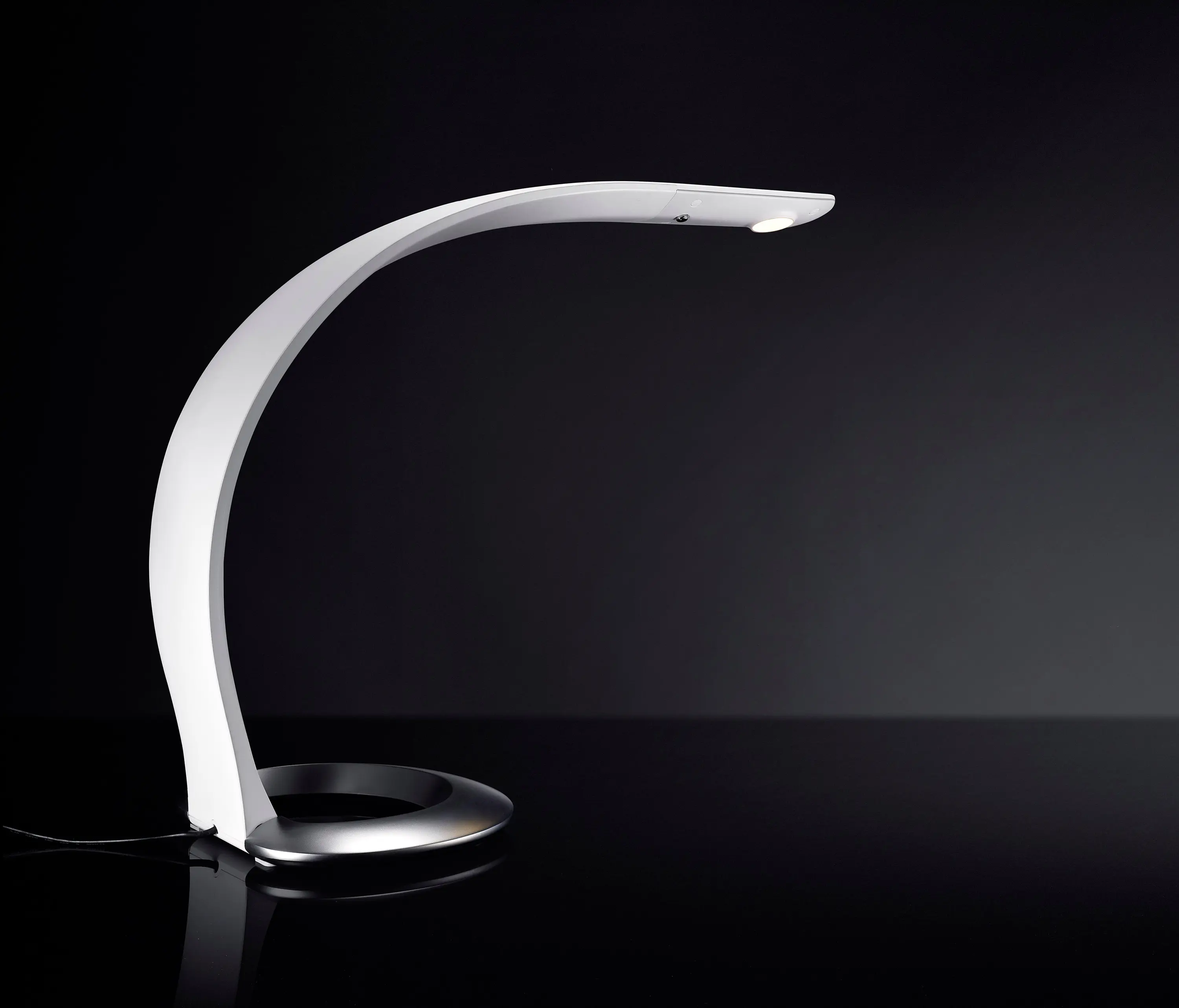 QisDesign - Hatha Table | White