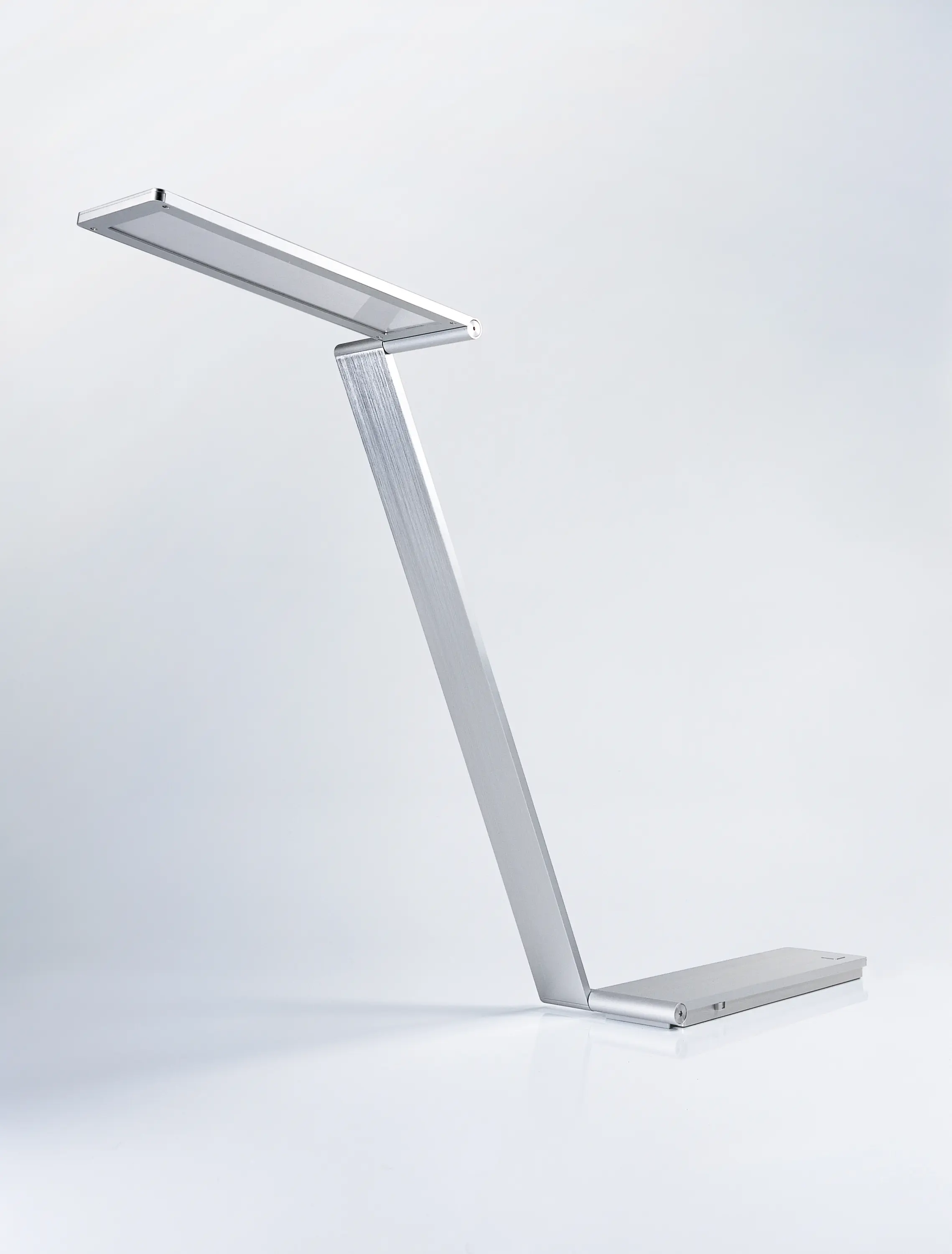 QisDesign - BE Light Table | Silver