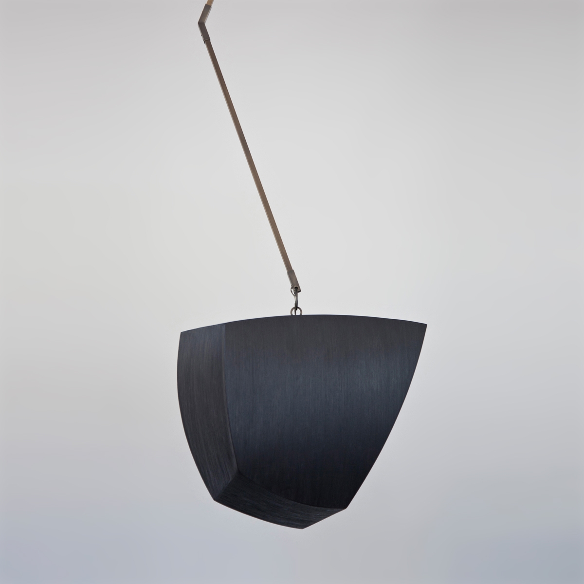 Mostra il prodotto Kink-E Pendant del produttore Andrea Claire Studio