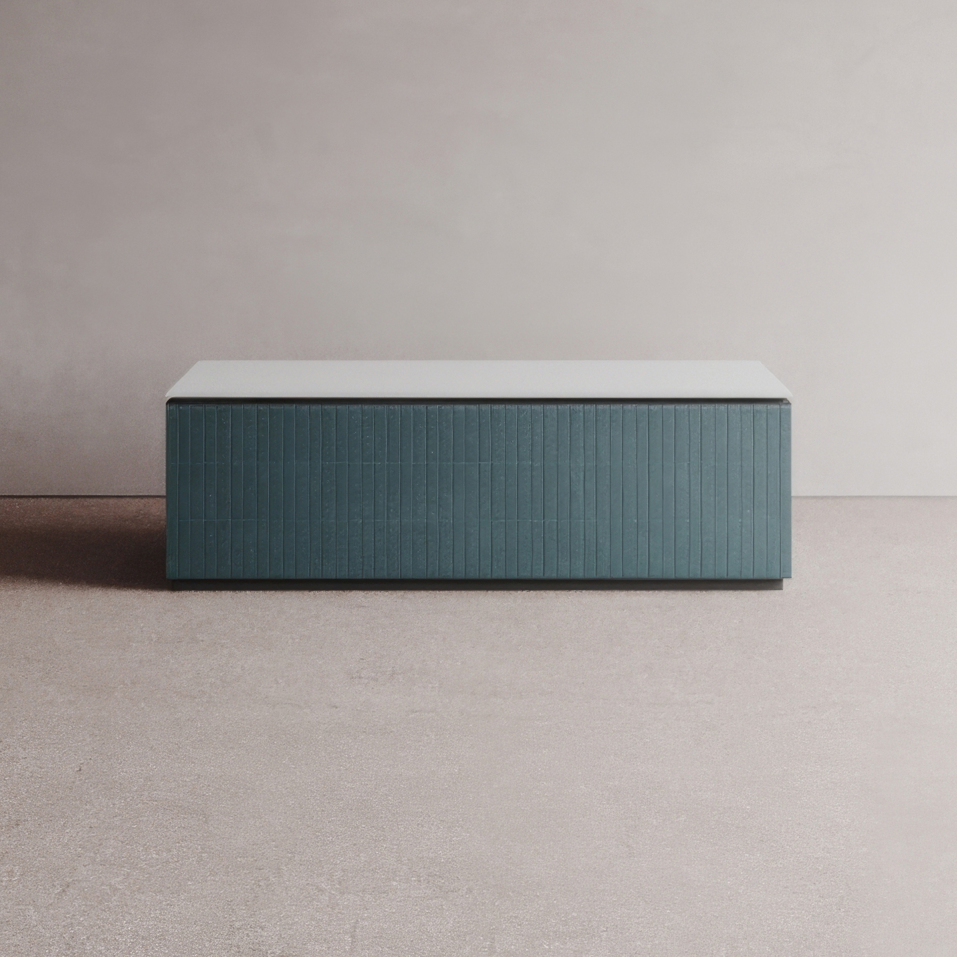 Mostra il prodotto Layer Desk - Configuration 1 del produttore Isomi