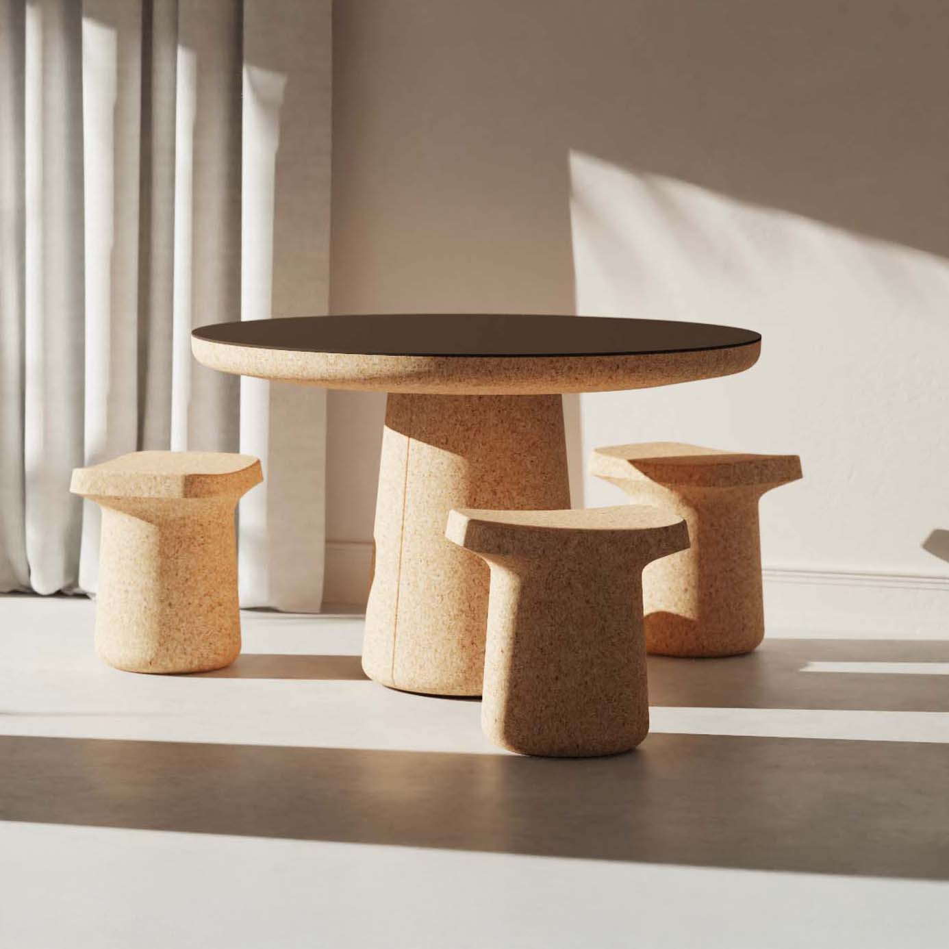Holm Table