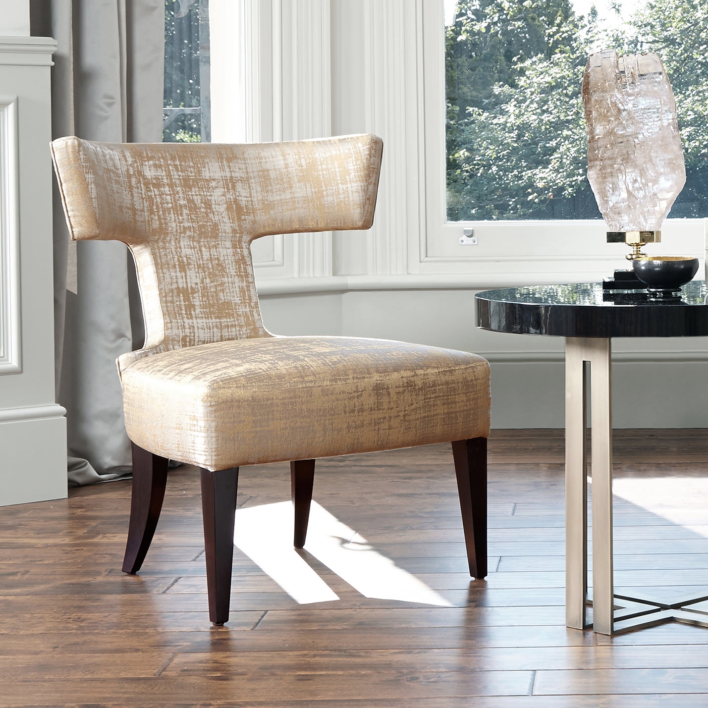 OCCASIONAL CHAIRS