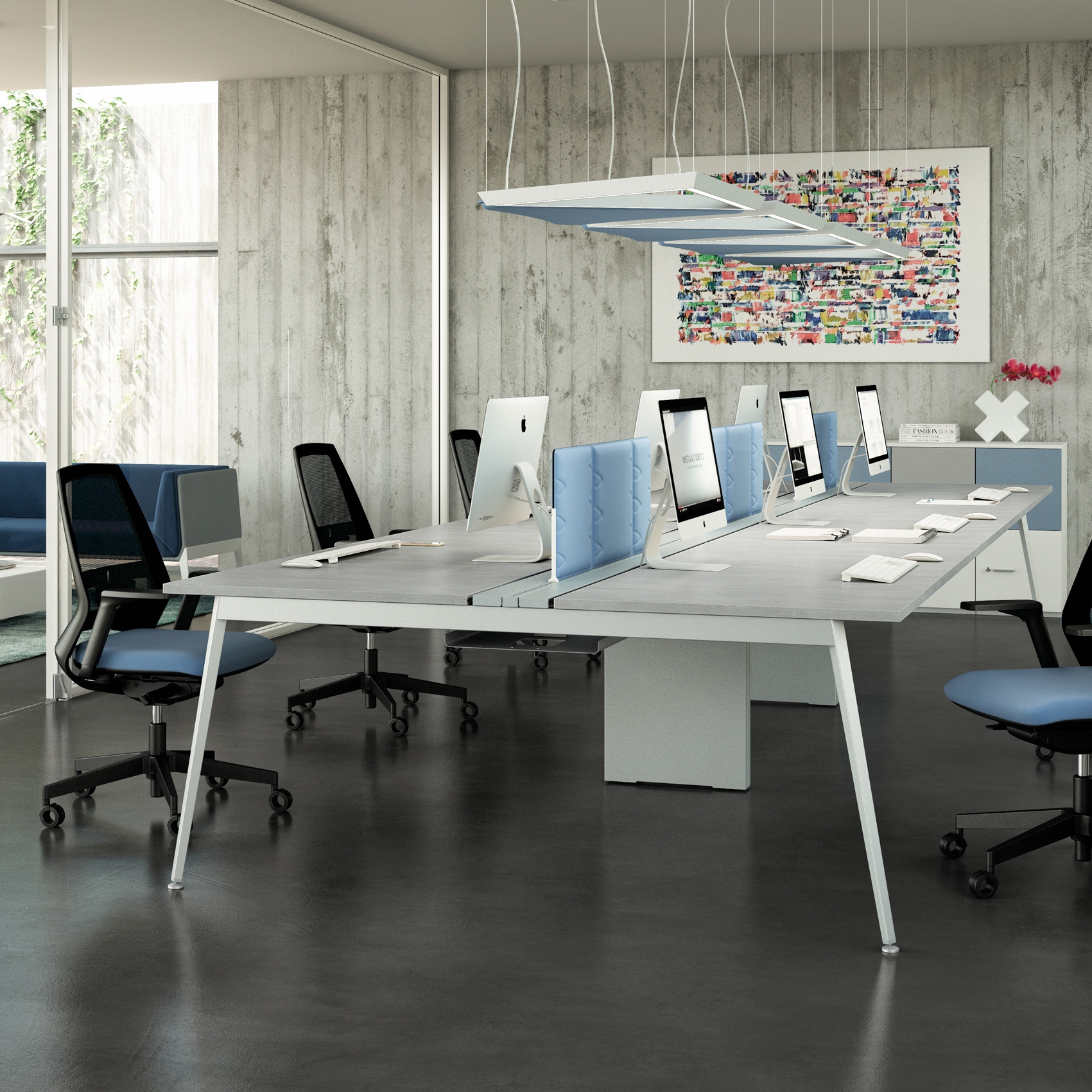 Display product X3 from manufacturer Quadrifoglio Group