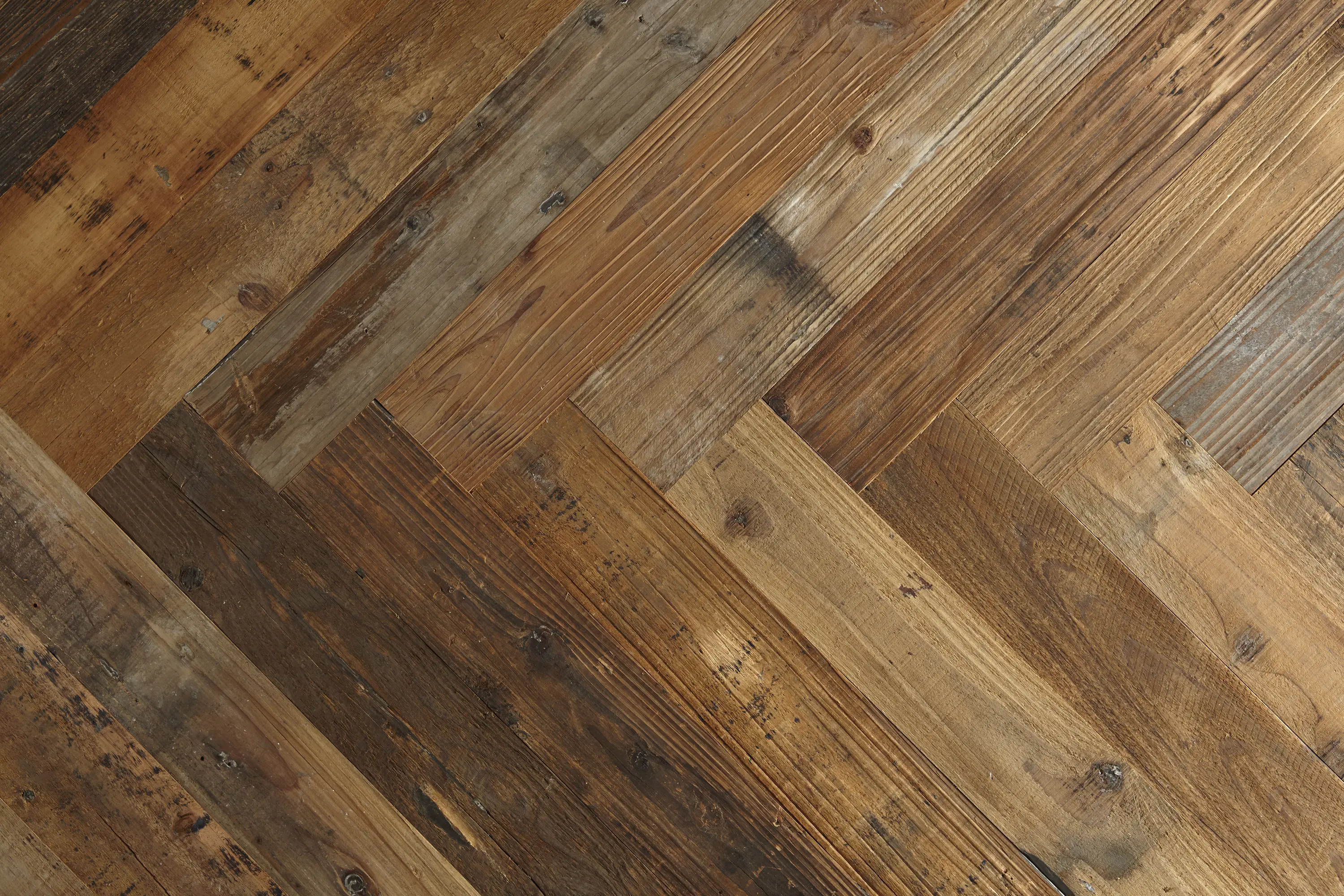 Imondi - Oriental Reclaimed | Pine, Raw