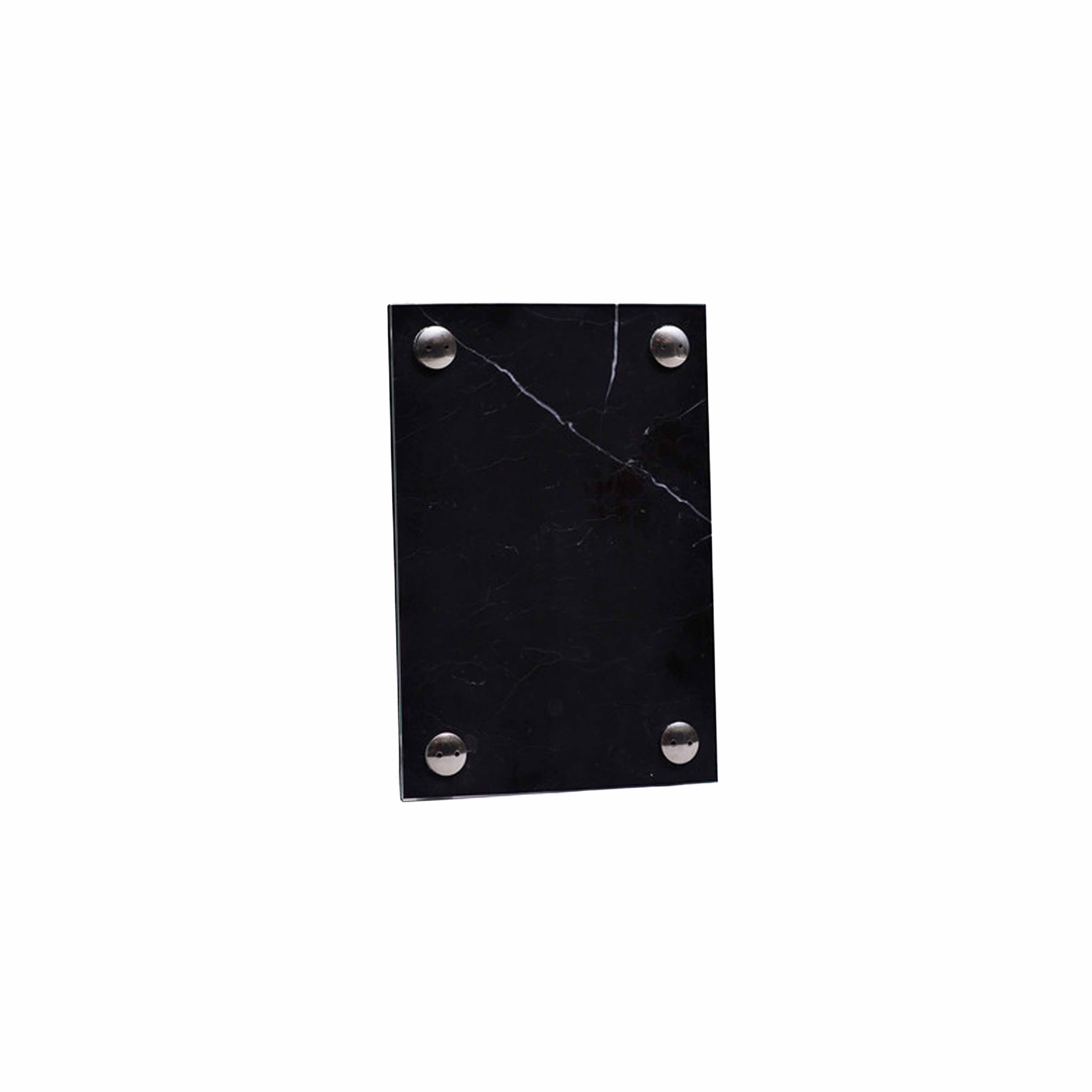 Mostra il prodotto A Frame Picture Frame Black Marquina Marble | Small del produttore NEW WORKS