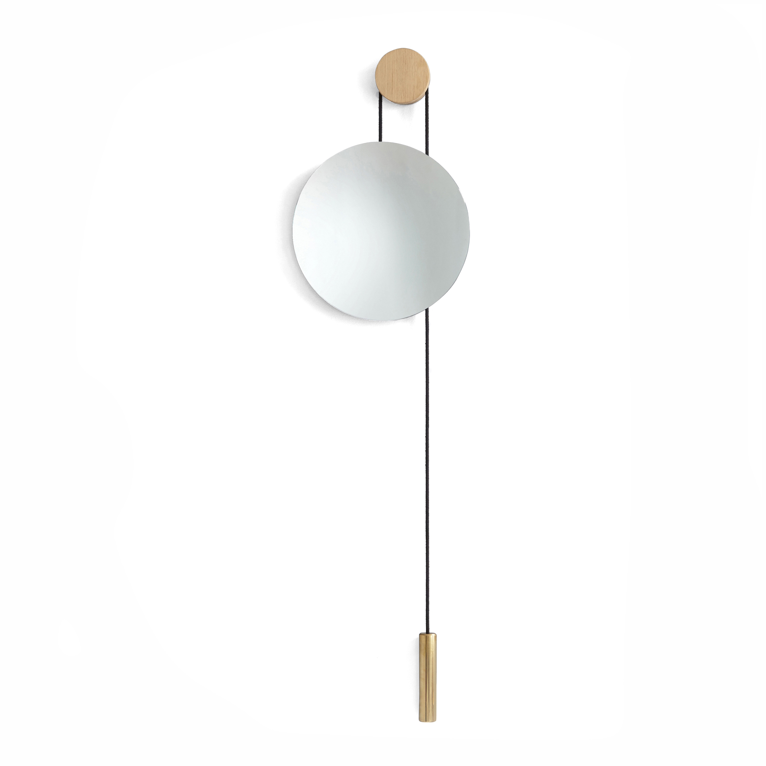 Produkt Rise and Shine Wall Mirror | Natural Oak w. Brass Weight des Herstellers NEW WORKS anzeigen