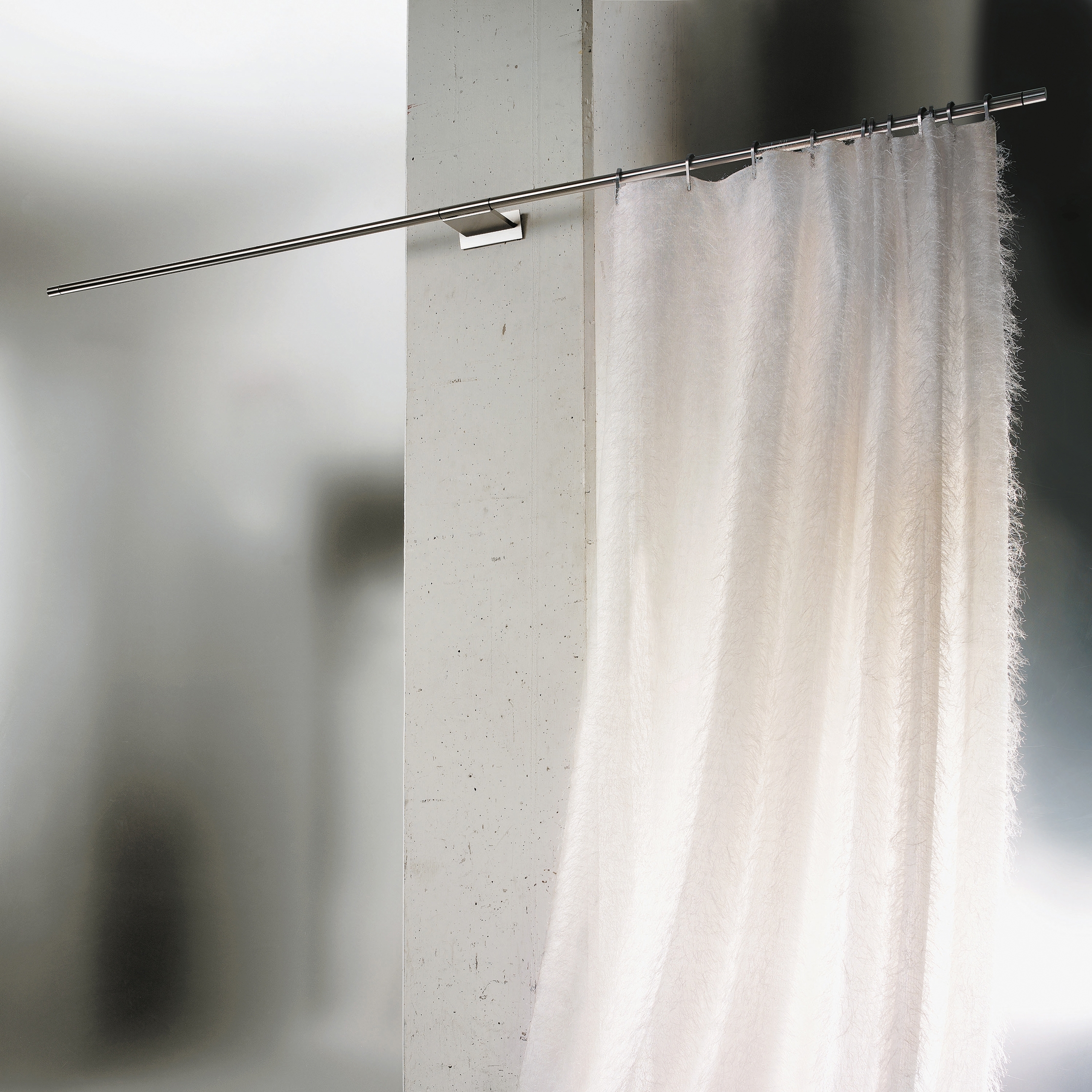 CURTAIN POLES