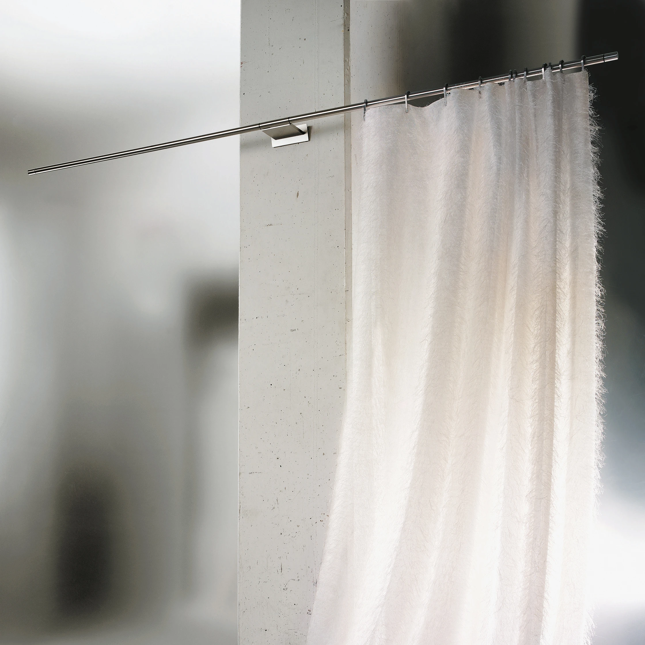CURTAIN POLES