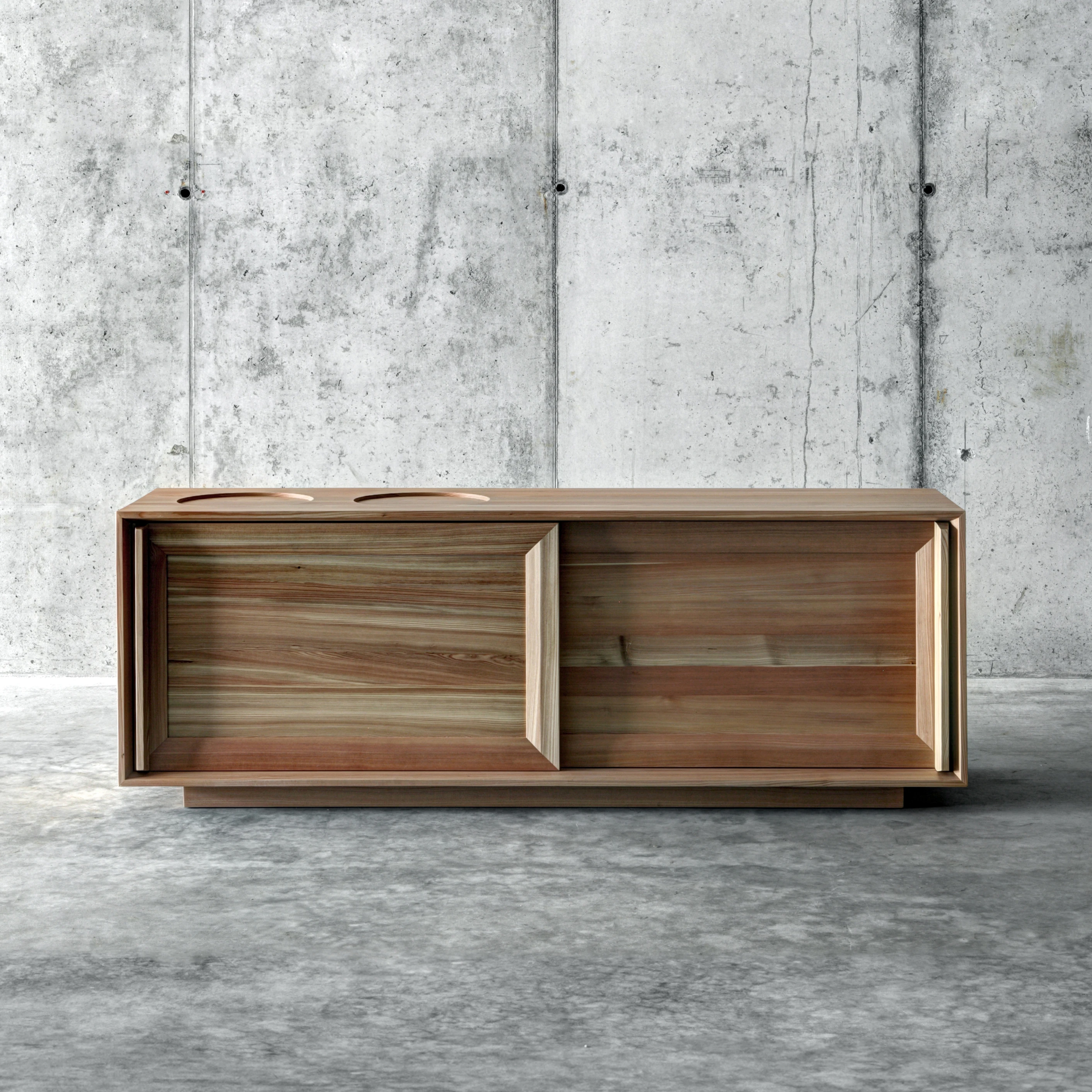 CONTAINERS