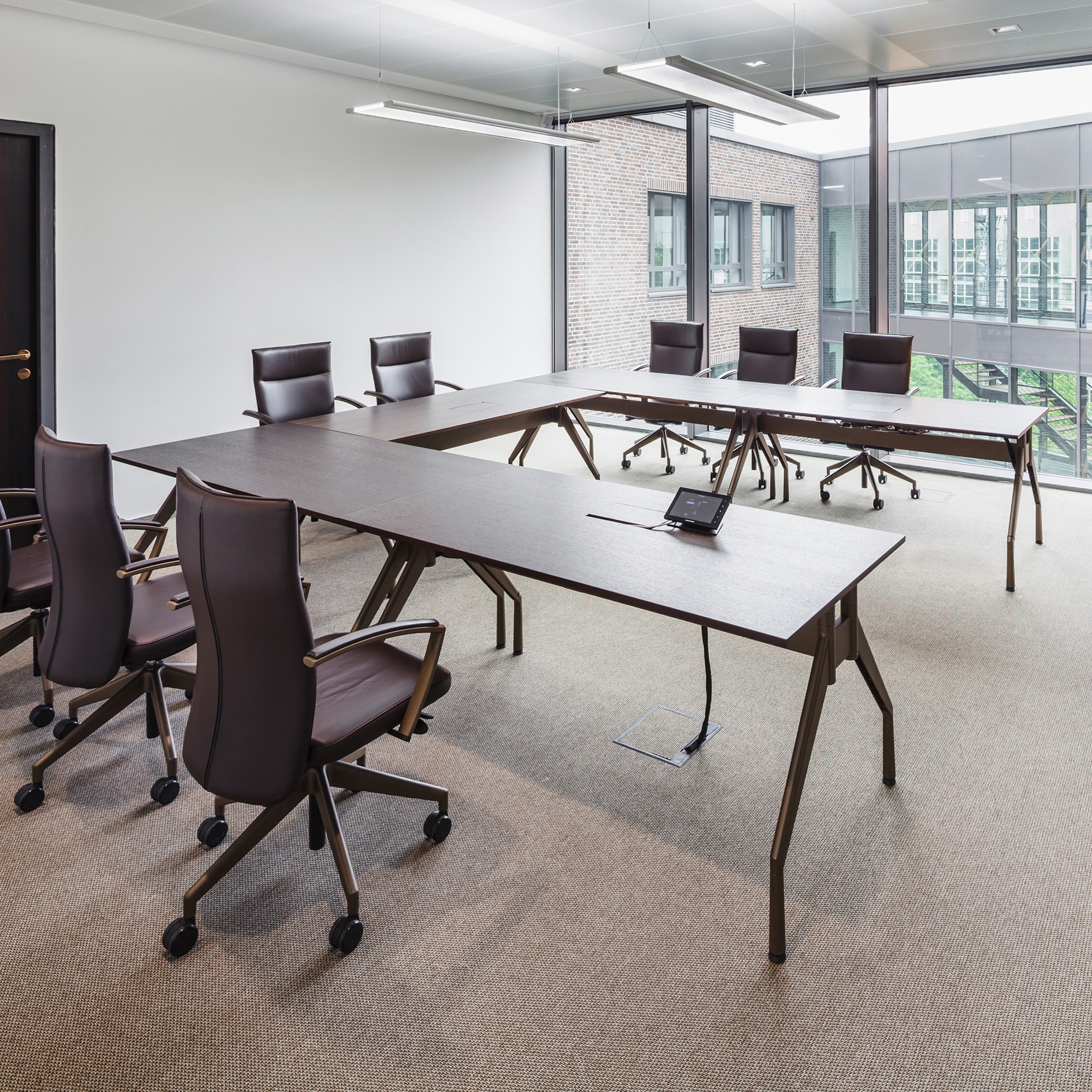 Produkt fallon Konferenztisch des Herstellers fröscher anzeigen