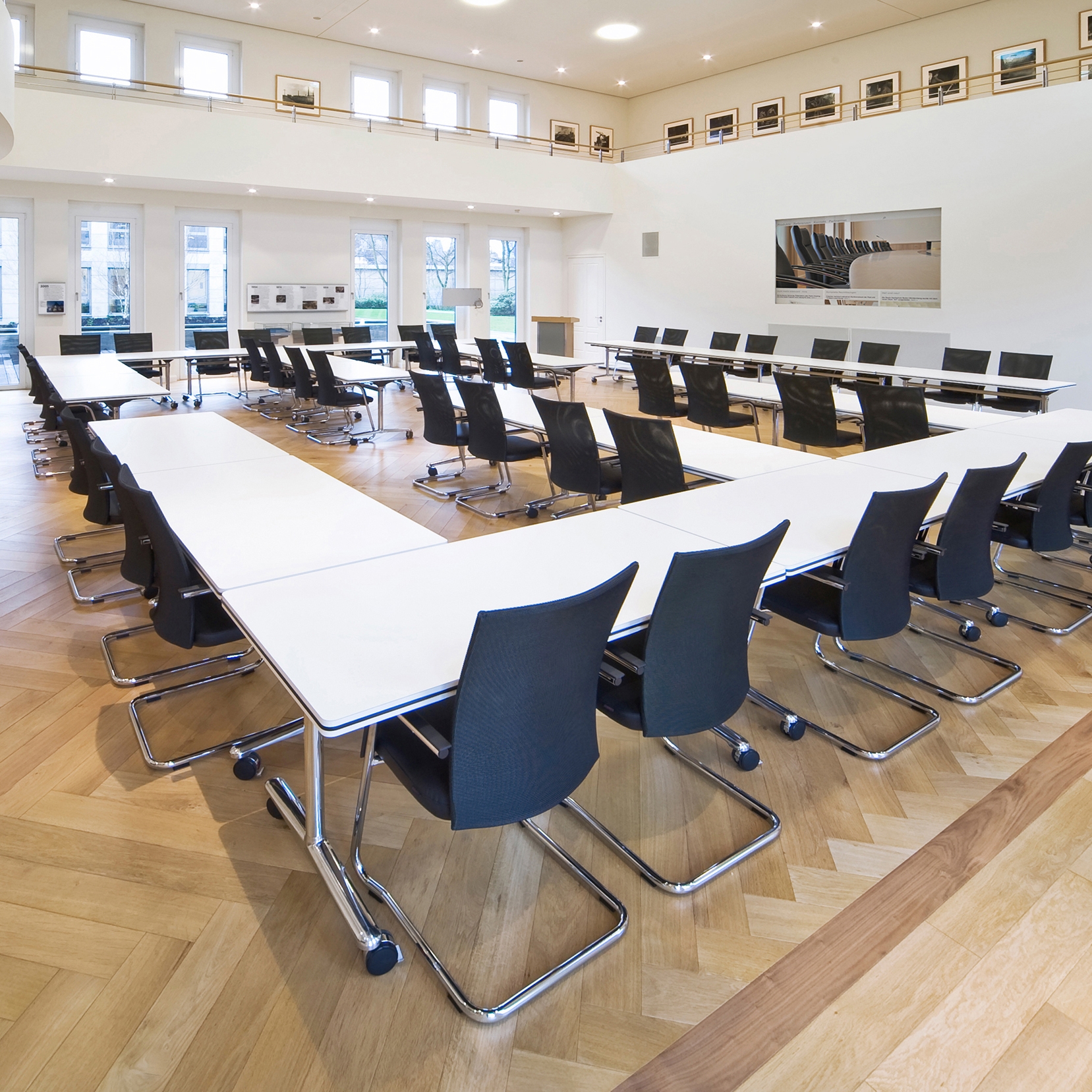 Display product multiform from manufacturer fröscher