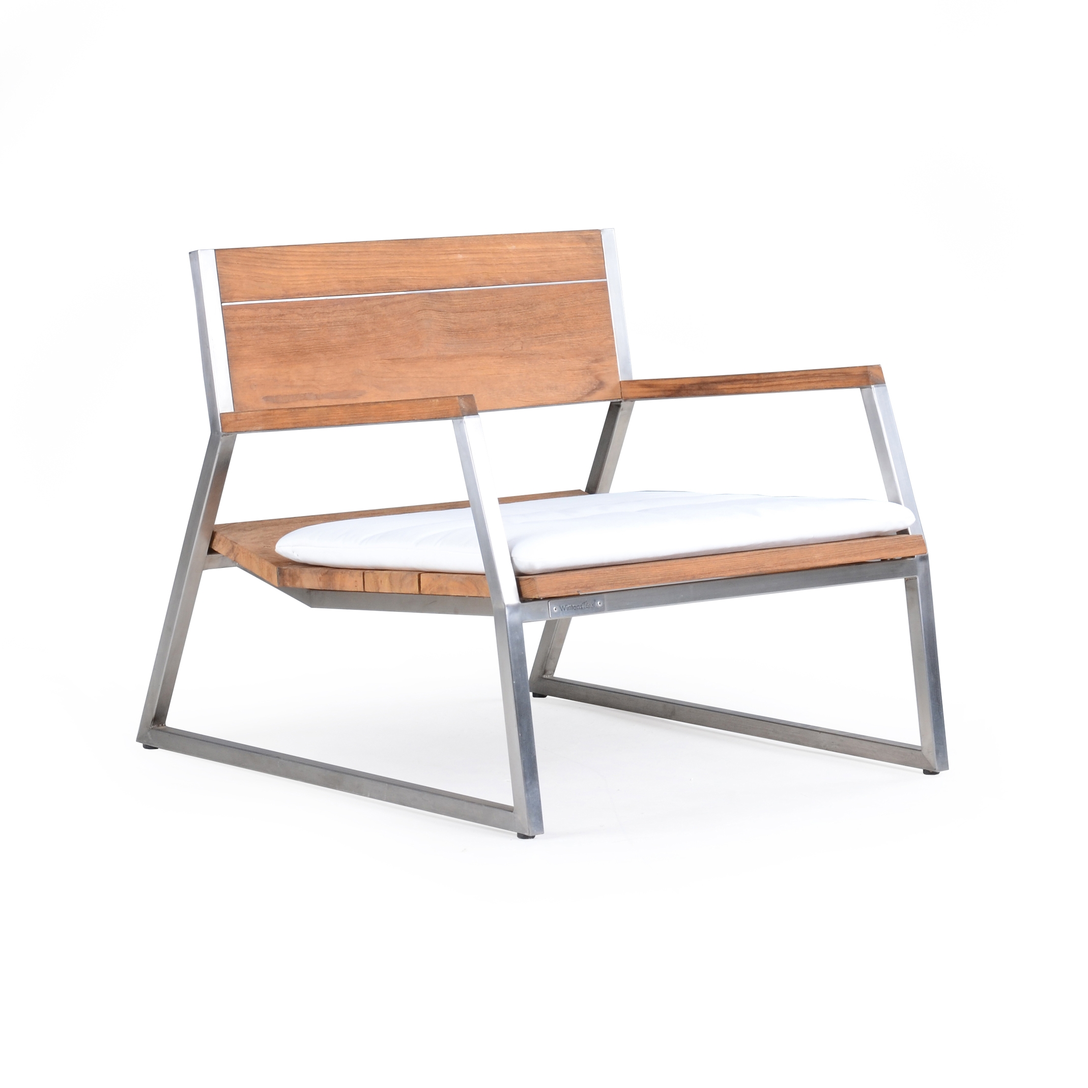 Mostra il prodotto Salma Lumiere Low Armchair del produttore Wintons Teak