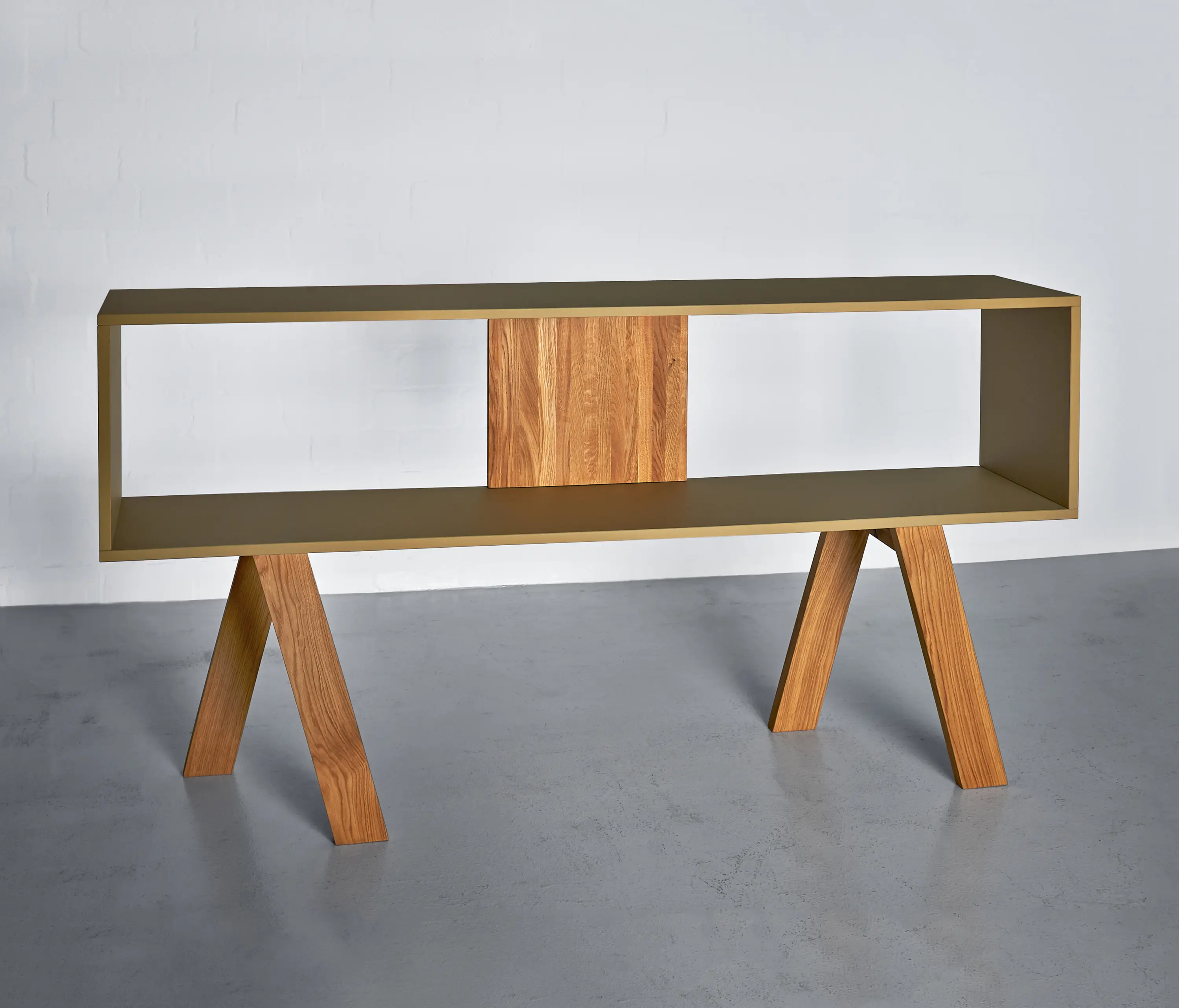 Vitamin Design - GO Shelf