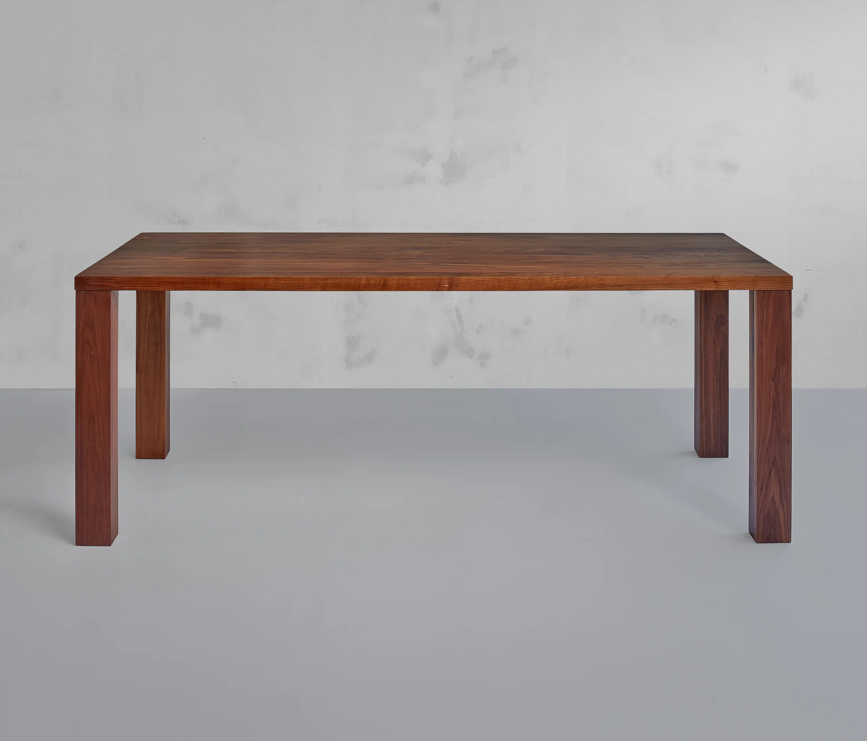 Vitamin Design - IUSTUS Tisch