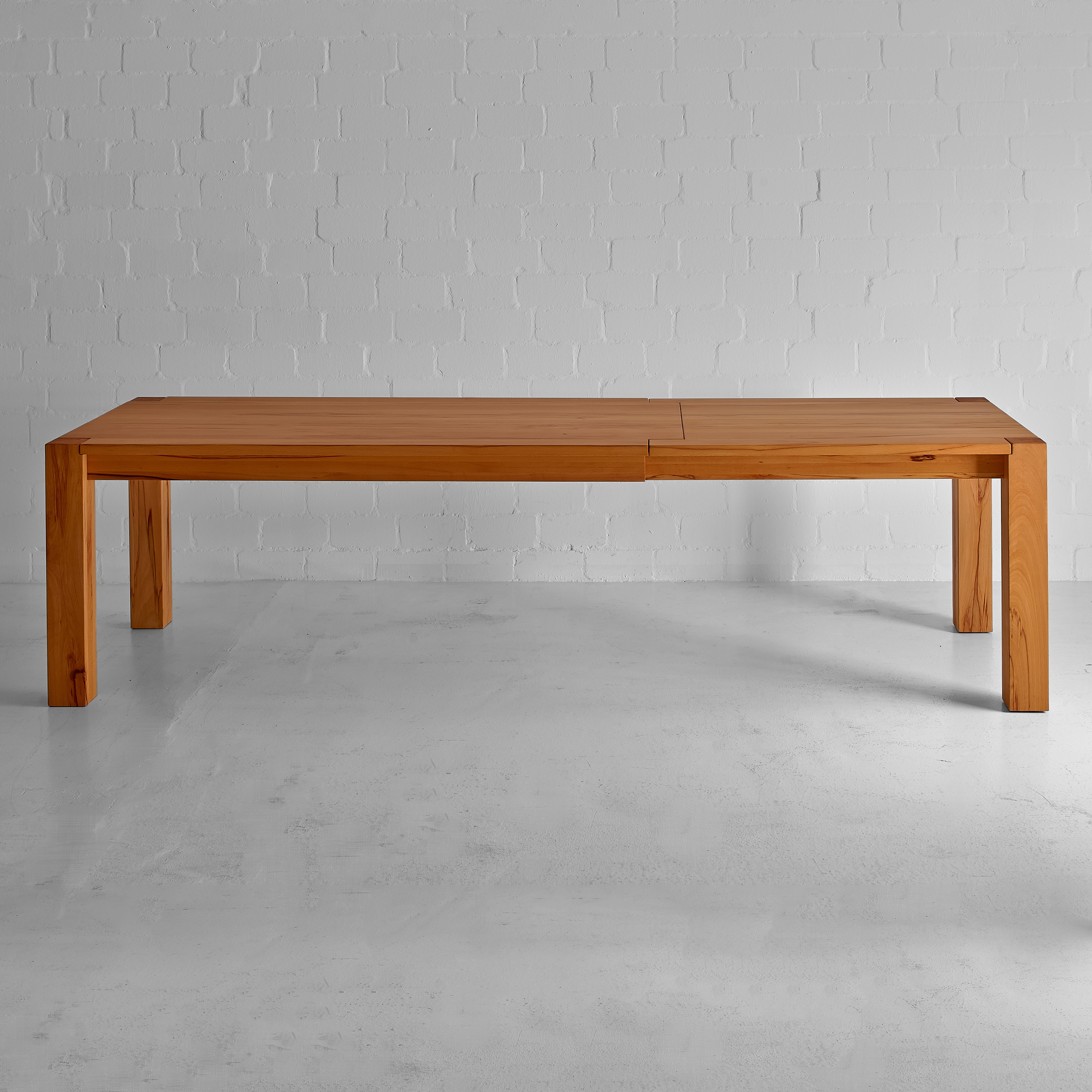 Afficher le produit TAURUS Butterfly Table du fabricant Vitamin Design