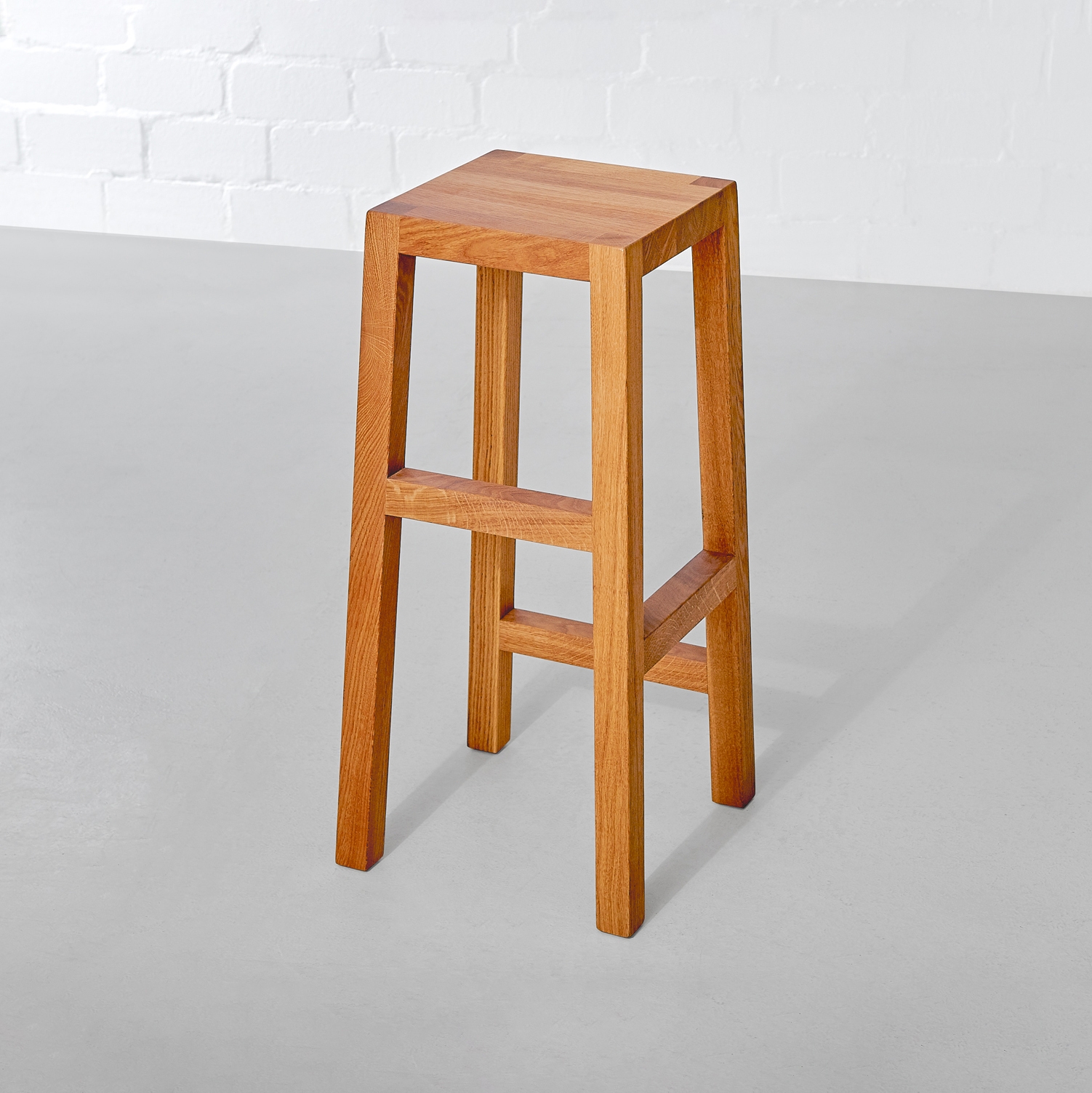 Display product TANTUM BAR Stool from manufacturer Vitamin Design