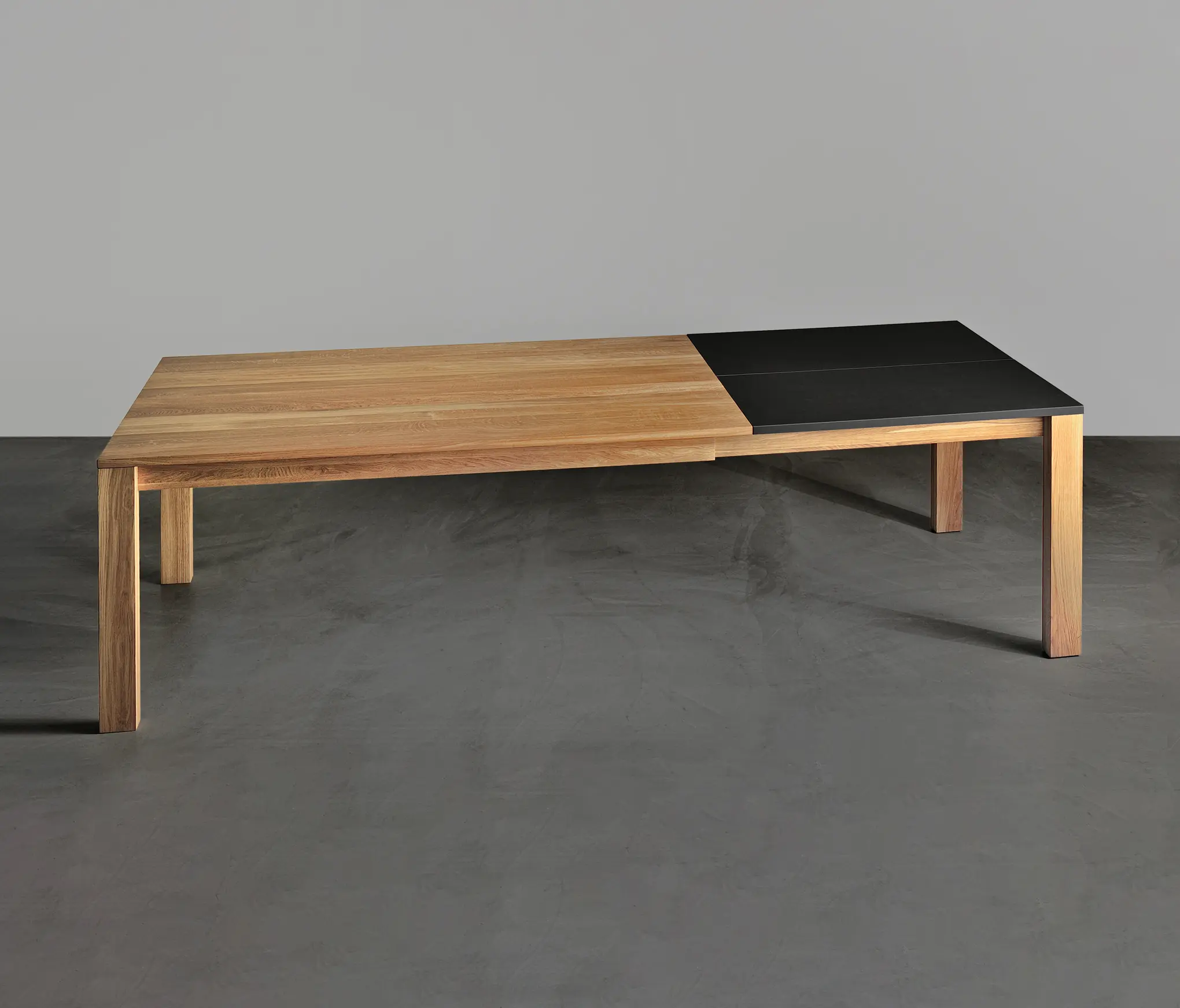Vitamin Design - VARIUS BUTTERFLY Table