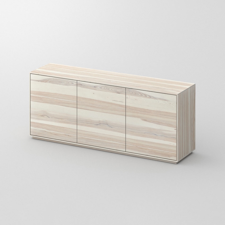 IOTA Sideboard