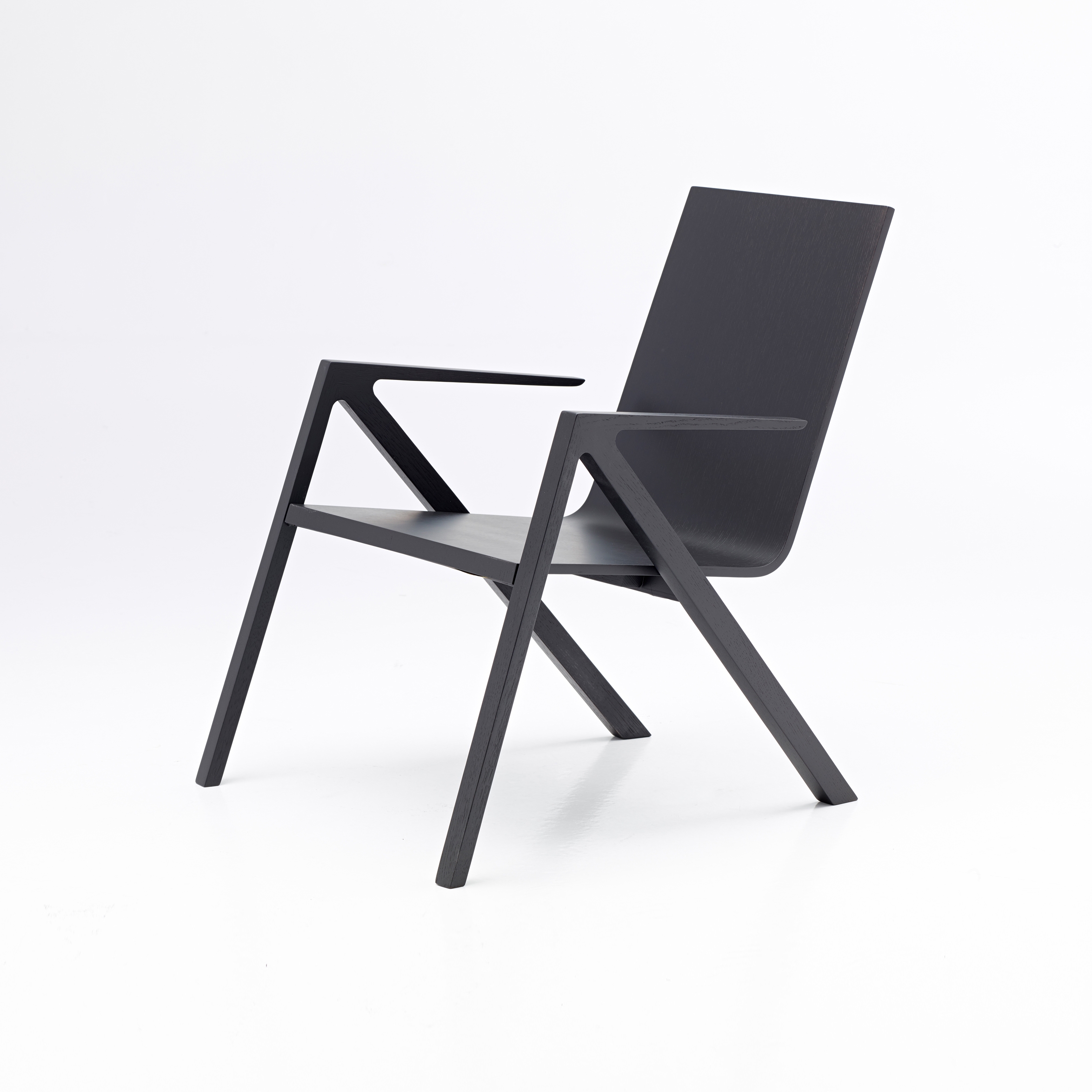 Produkt Félix Lounge Chair des Herstellers PERUSE anzeigen