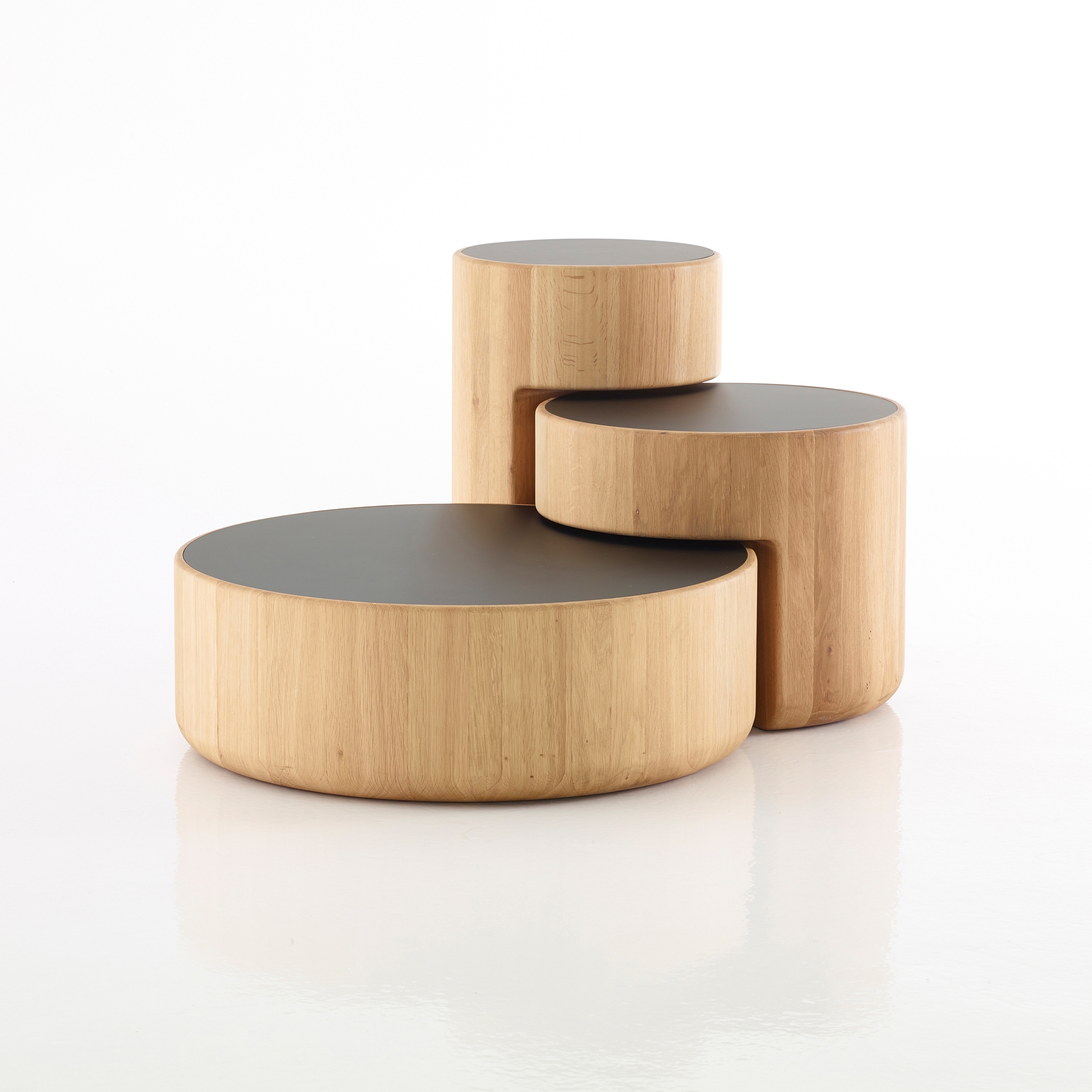 Produkt Levels Low Tables des Herstellers PERUSE anzeigen